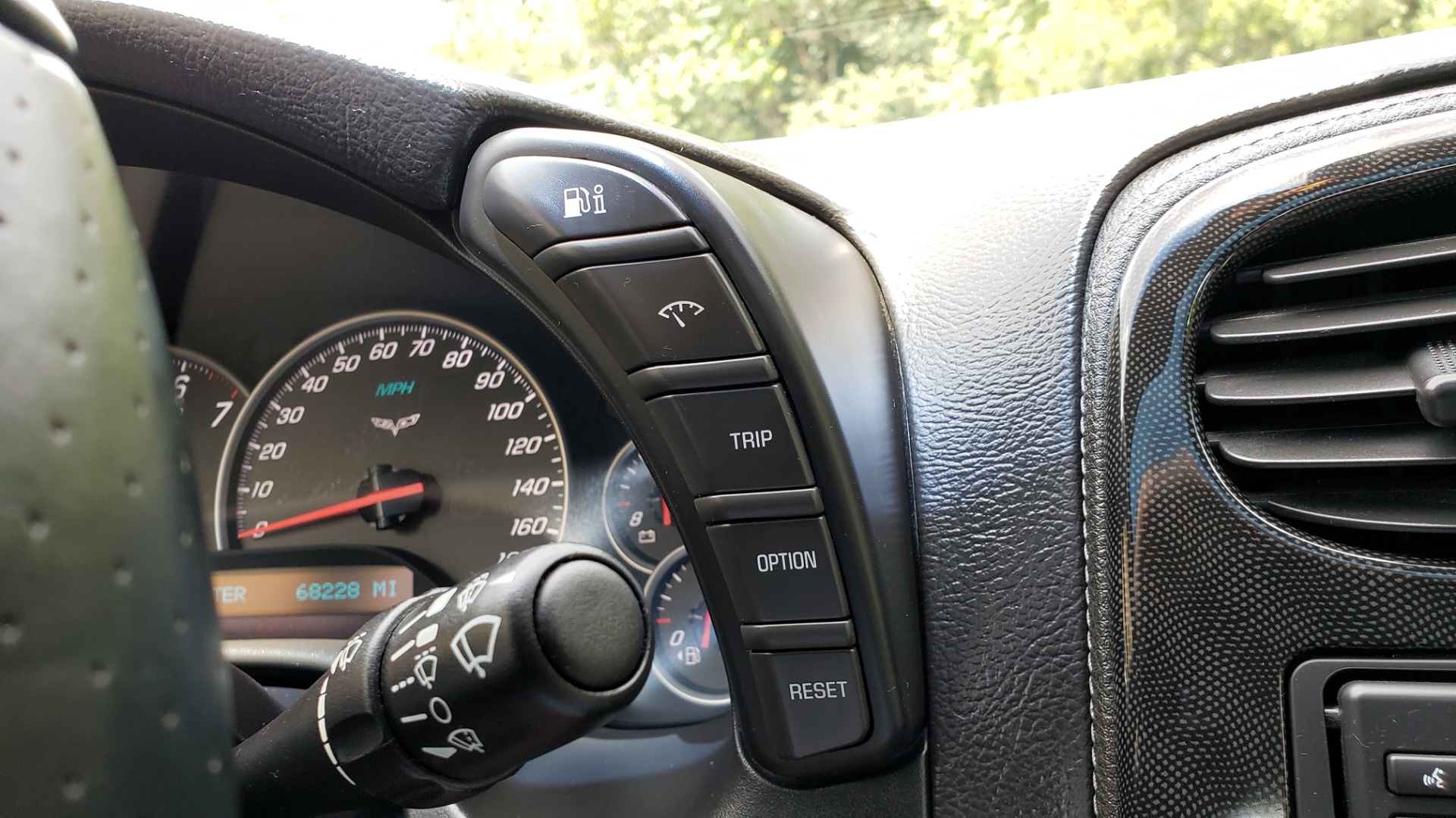 Used 2010 Chevrolet CORVETTE Z16 GRAND SPORT 3LT / HUD / 6.2L V8 / 6-SPD AUTO / NPP EXH for sale Sold at Formula Imports in Charlotte NC 28227 55