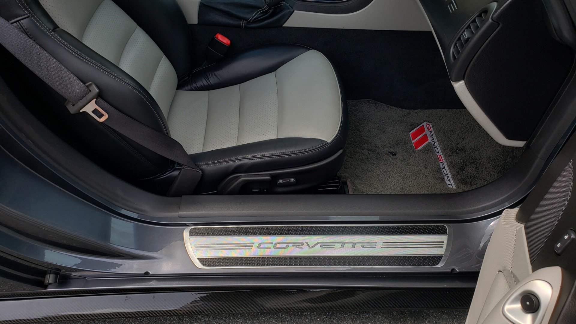 Used 2010 Chevrolet CORVETTE Z16 GRAND SPORT 3LT / HUD / 6.2L V8 / 6-SPD AUTO / NPP EXH for sale Sold at Formula Imports in Charlotte NC 28227 72