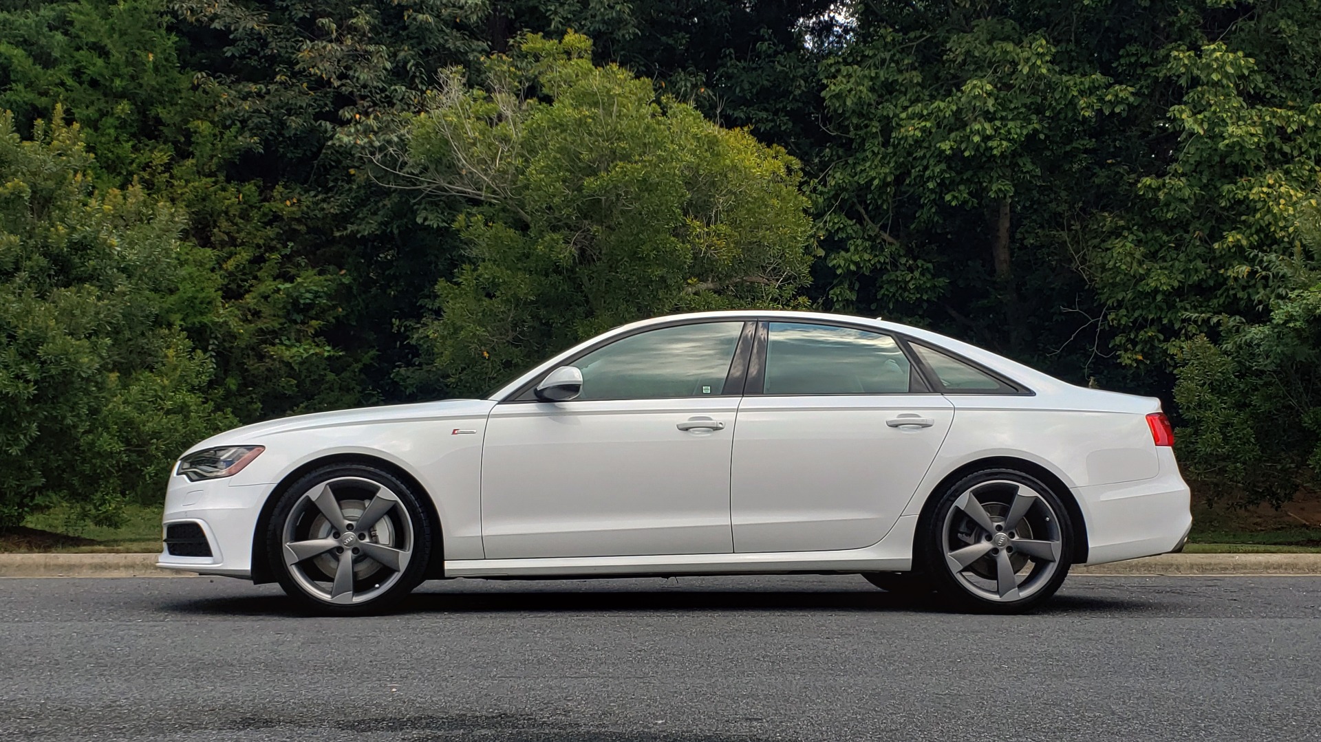 Used 2015 Audi A6 3.0T PRESTIGE / BLACK OPTIC / NAV / BOSE / SUNROOF / REARVIEW for sale Sold at Formula Imports in Charlotte NC 28227 4
