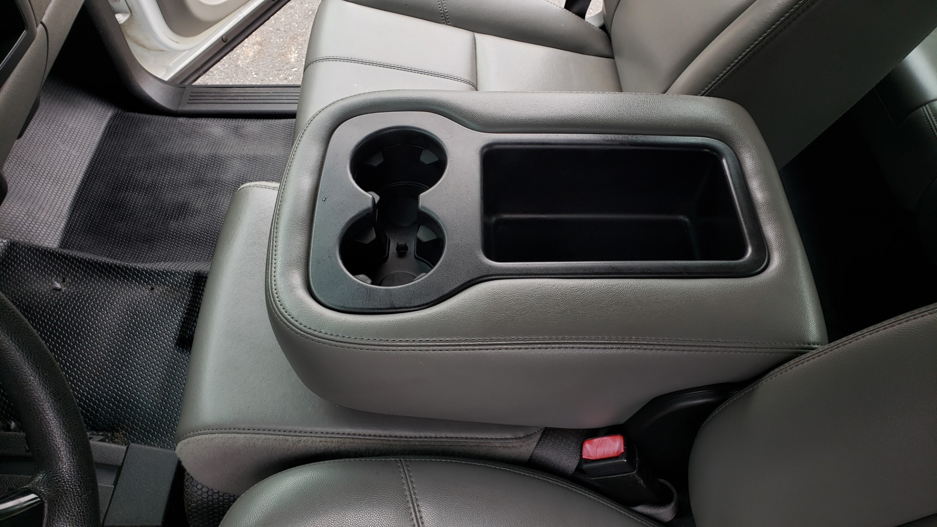 Used 2013 Chevrolet SILVERADO 2500HD WORK TRUCK 4WD / 6.0L V8 / AUTO / TOOL BOX / CLEAN for sale Sold at Formula Imports in Charlotte NC 28227 38