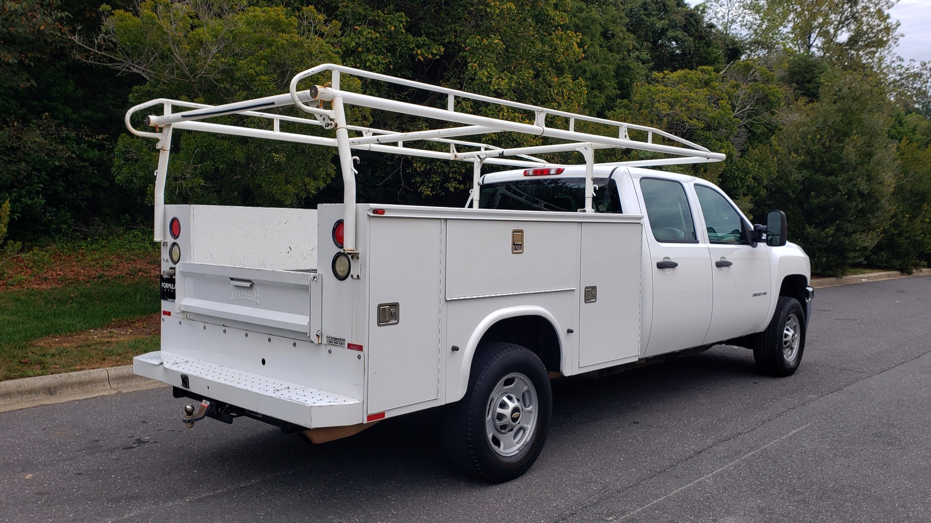 Used 2013 Chevrolet SILVERADO 2500HD WORK TRUCK 4WD / 6.0L V8 / AUTO / TOOL BOX / CLEAN for sale Sold at Formula Imports in Charlotte NC 28227 9