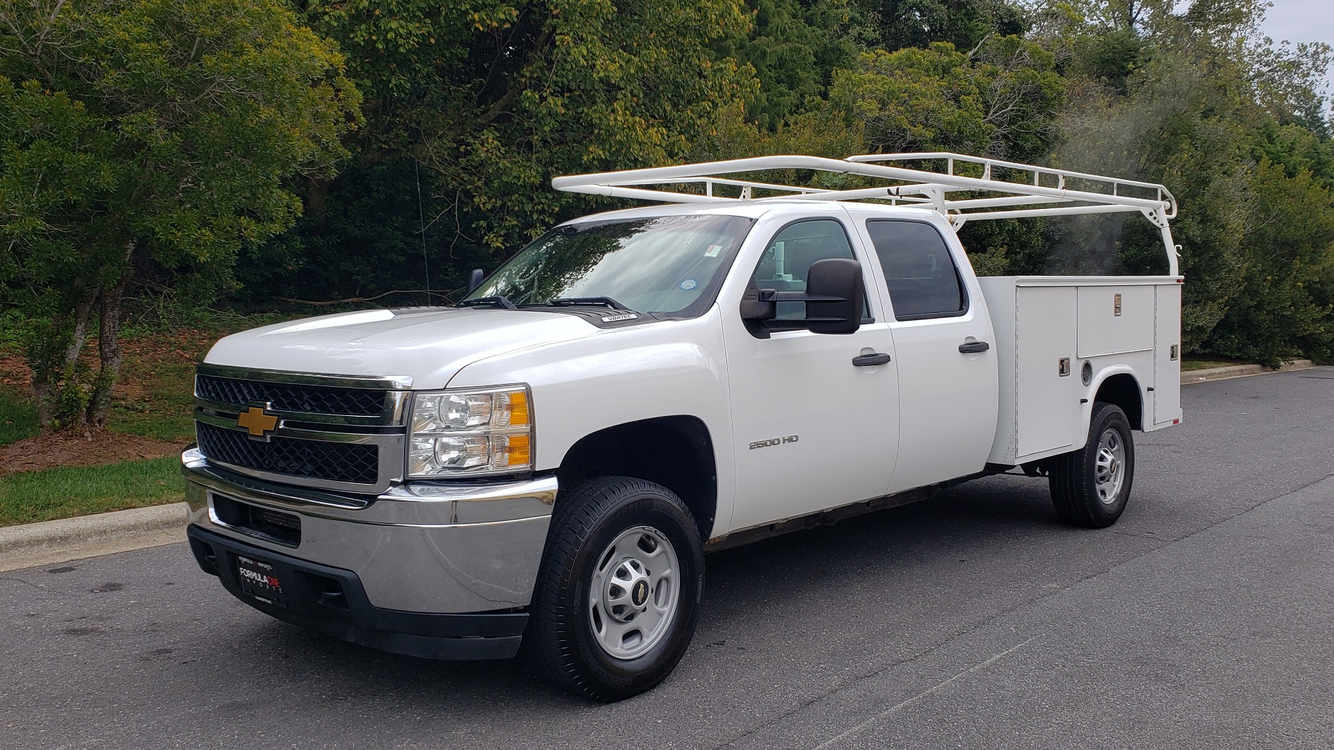 Used 2013 Chevrolet SILVERADO 2500HD WORK TRUCK 4WD / 6.0L V8 / AUTO / TOOL BOX / CLEAN for sale Sold at Formula Imports in Charlotte NC 28227 1