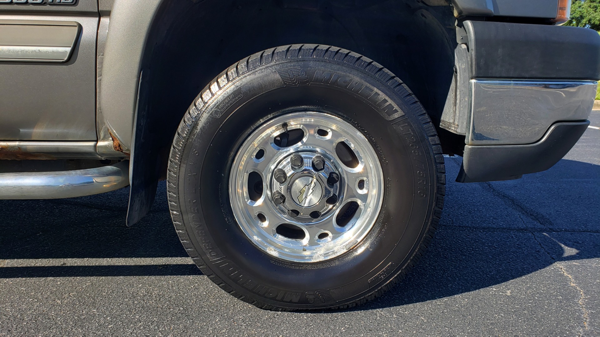 Used 2007 Chevrolet SILVERADO 2500HD CLASSIC LT3 CREWCAB / 4WD / 6.6L DURAMAX / SUNROOF / BOSE / CAMPER SHELL for sale Sold at Formula Imports in Charlotte NC 28227 78