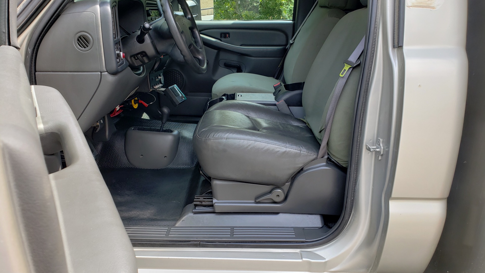Used 2005 Chevrolet SILVERADO 3500 DRW / 4WD / REG CAB / 6.6L DURAMAX / DOOMSDAY PREPPER for sale Sold at Formula Imports in Charlotte NC 28227 34