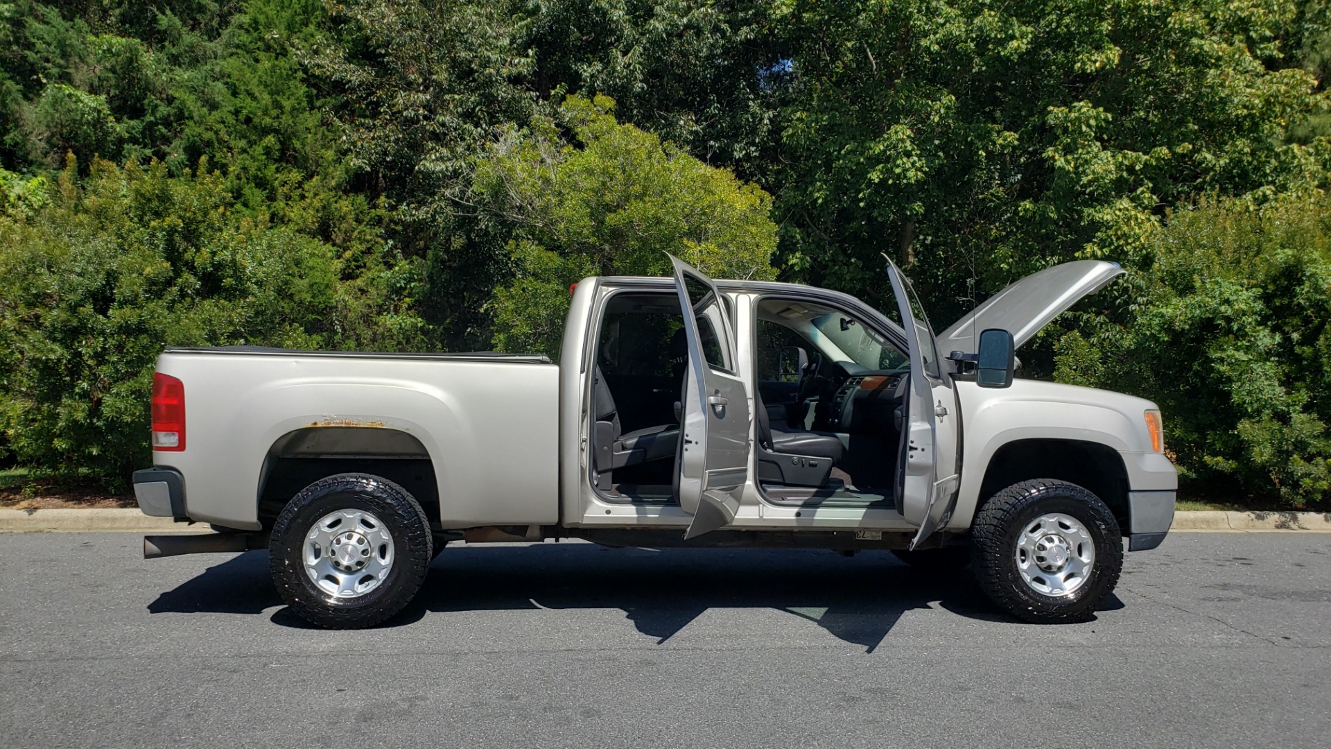 Used 2008 GMC SIERRA 2500HD SLT 4WD CREWCAB / 6.6L DURAMAX / 6-SPD ALLISON for sale Sold at Formula Imports in Charlotte NC 28227 12