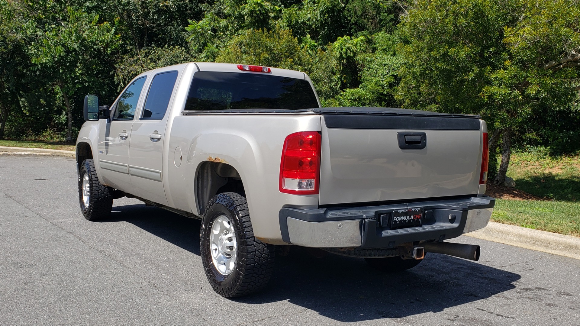 Used 2008 GMC SIERRA 2500HD SLT 4WD CREWCAB / 6.6L DURAMAX / 6-SPD ALLISON for sale Sold at Formula Imports in Charlotte NC 28227 5