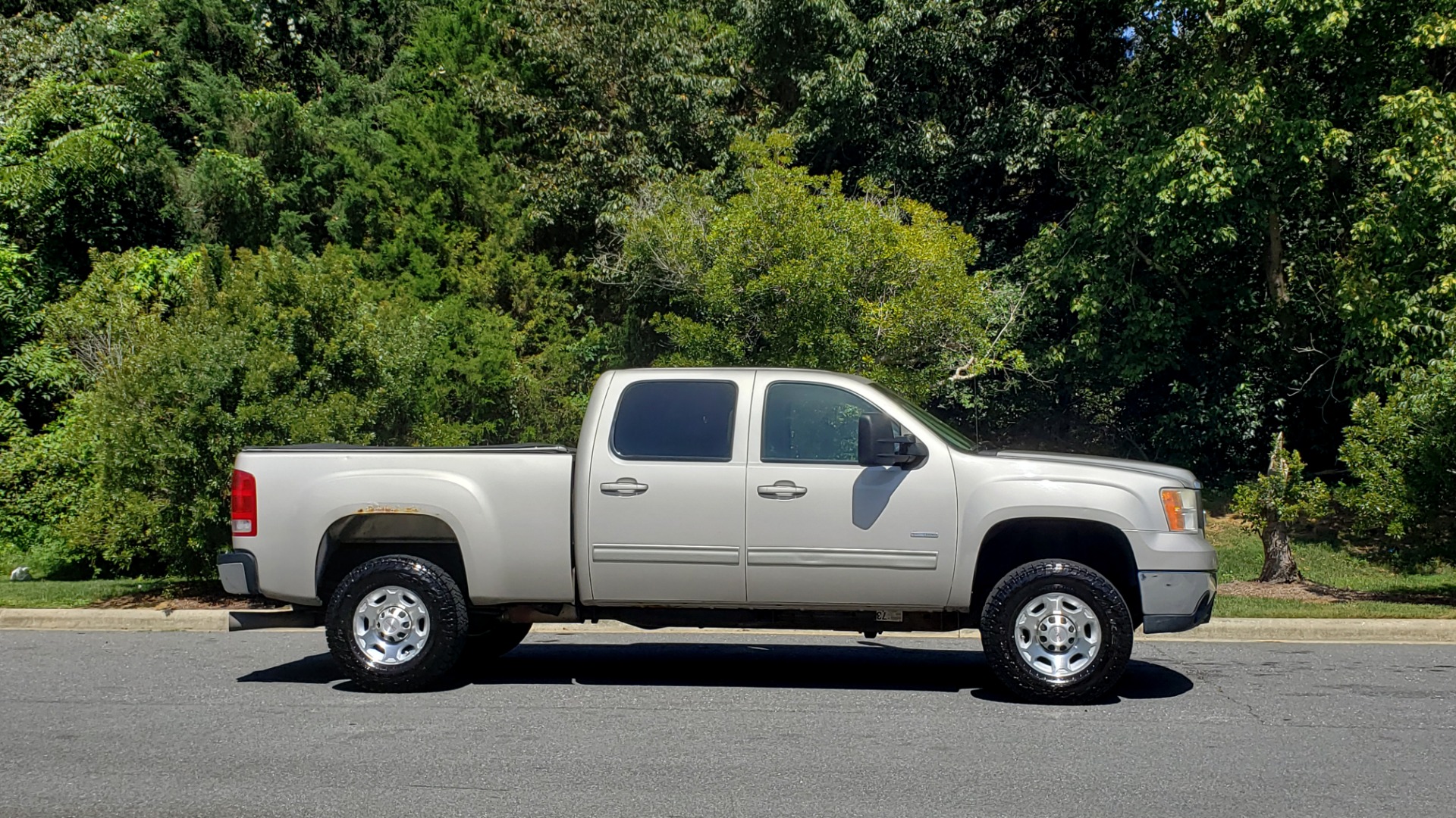 Used 2008 GMC SIERRA 2500HD SLT 4WD CREWCAB / 6.6L DURAMAX / 6-SPD ALLISON for sale Sold at Formula Imports in Charlotte NC 28227 7