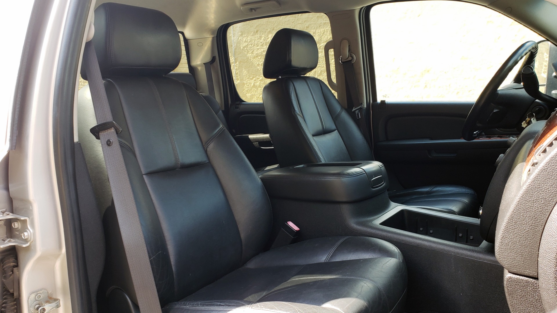 Used 2008 GMC SIERRA 3500HD SRW SLT CREWCAB / 167IN WB / DURAMAX / 6-SPD AUTO / BOSE for sale Sold at Formula Imports in Charlotte NC 28227 65