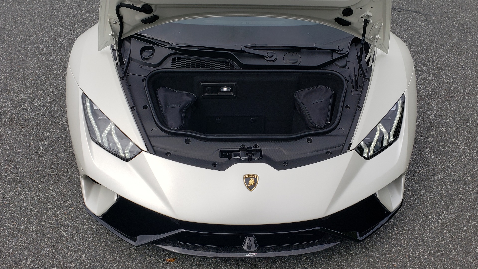 Used 2018 Lamborghini HURACAN PERFORMANTE 5.2L V10 / 630HP / 7-SPD AUTO / AWD / NAV / PREM SND for sale Sold at Formula Imports in Charlotte NC 28227 13