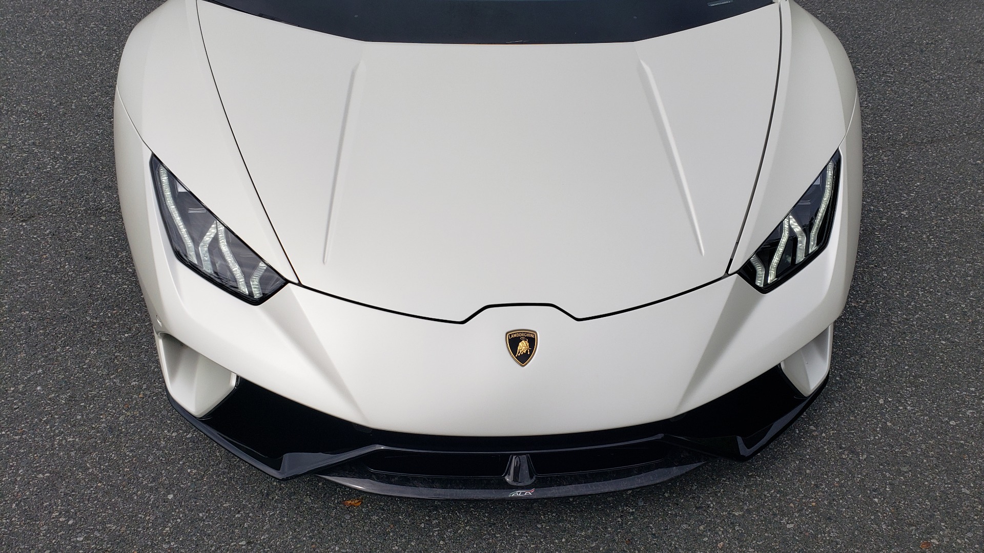 Used 2018 Lamborghini HURACAN PERFORMANTE 5.2L V10 / 630HP / 7-SPD AUTO / AWD / NAV / PREM SND for sale Sold at Formula Imports in Charlotte NC 28227 17