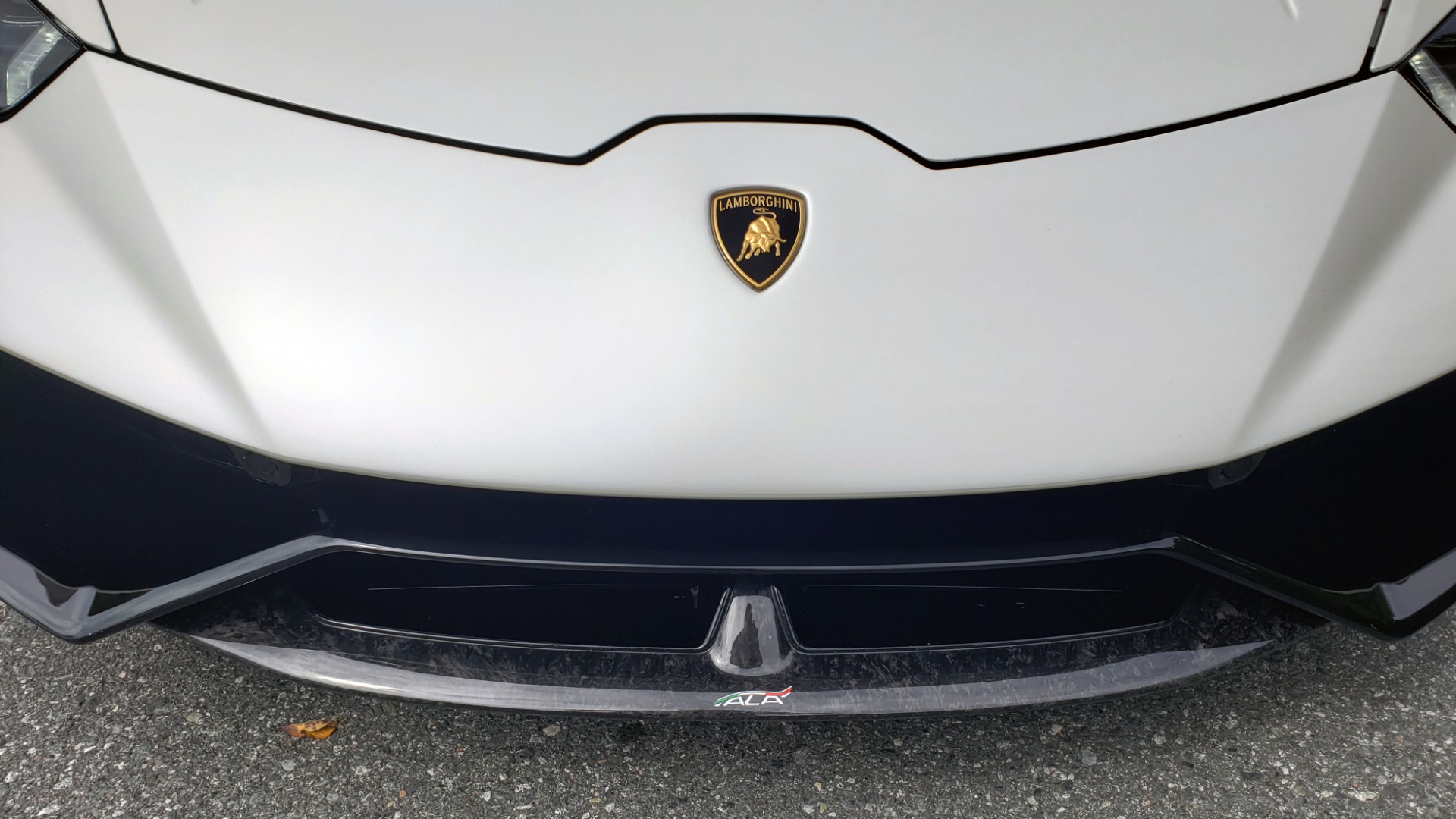 Used 2018 Lamborghini HURACAN PERFORMANTE 5.2L V10 / 630HP / 7-SPD AUTO / AWD / NAV / PREM SND for sale Sold at Formula Imports in Charlotte NC 28227 21