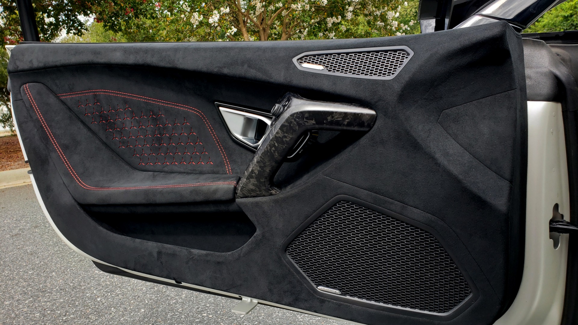 Used 2018 Lamborghini HURACAN PERFORMANTE 5.2L V10 / 630HP / 7-SPD AUTO / AWD / NAV / PREM SND for sale Sold at Formula Imports in Charlotte NC 28227 44