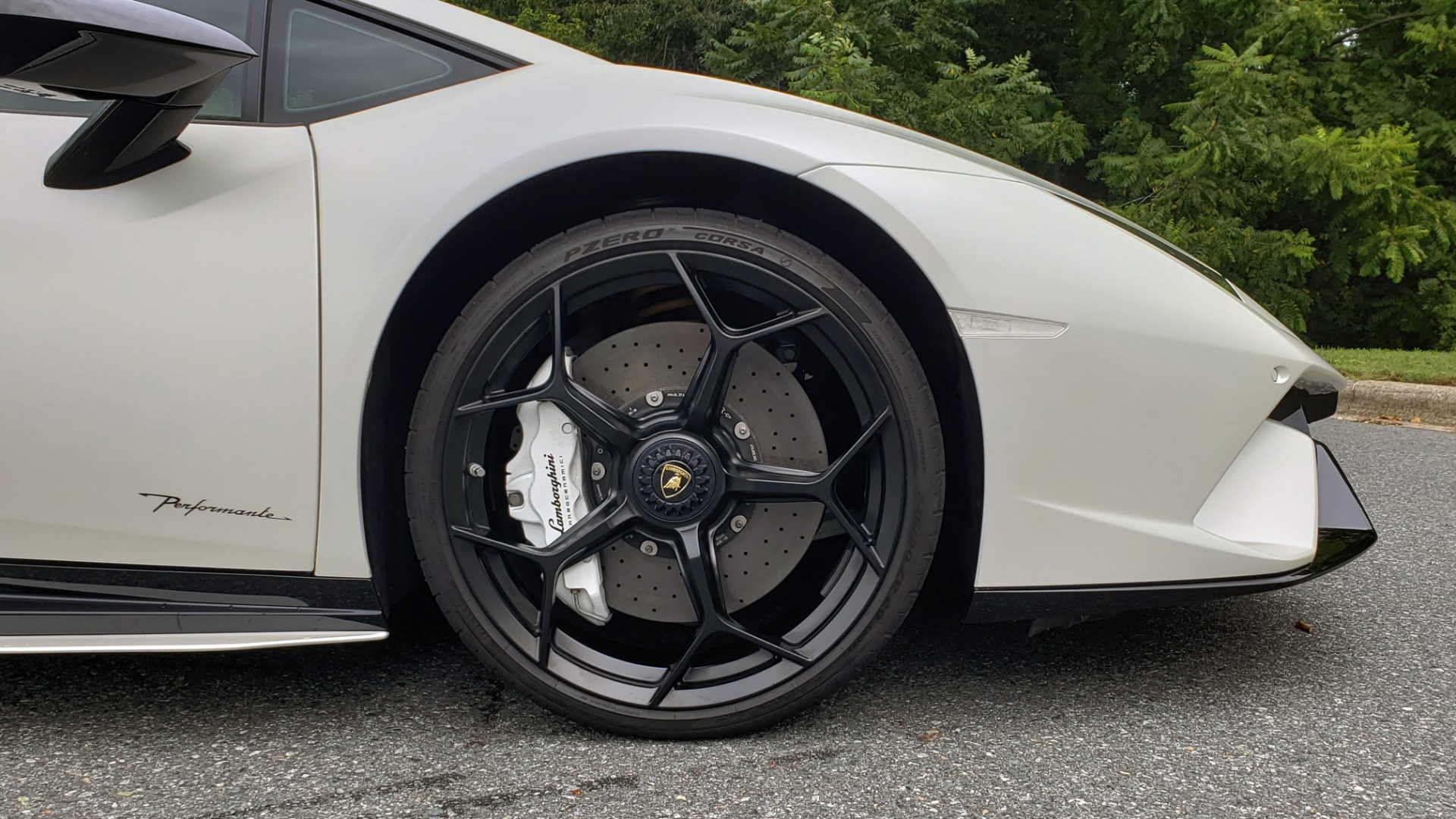 Used 2018 Lamborghini HURACAN PERFORMANTE 5.2L V10 / 630HP / 7-SPD AUTO / AWD / NAV / PREM SND for sale Sold at Formula Imports in Charlotte NC 28227 83
