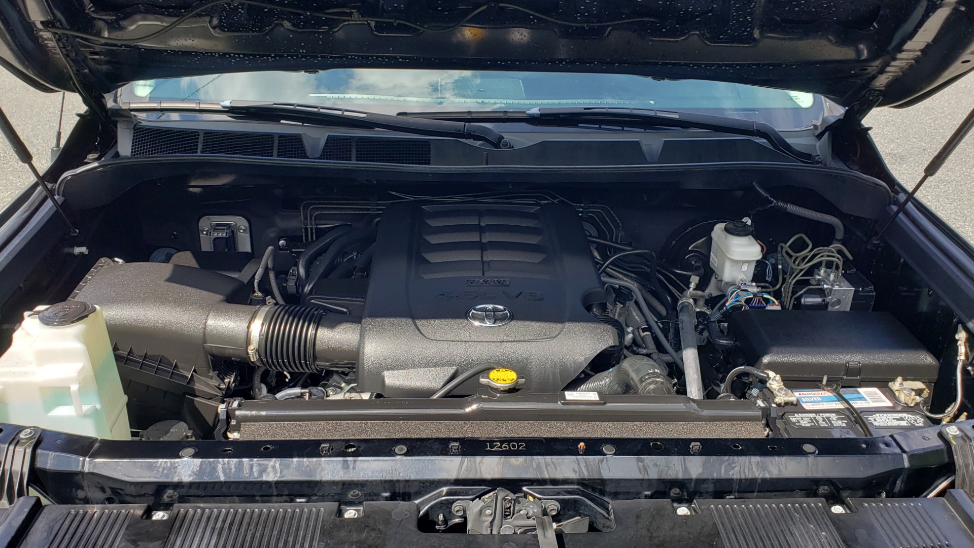 Used 2017 Toyota TUNDRA 4WD SR DOUBLECAB / 4WD / 6.5' BED / V8 / AUTO / REARVIEW for sale Sold at Formula Imports in Charlotte NC 28227 11