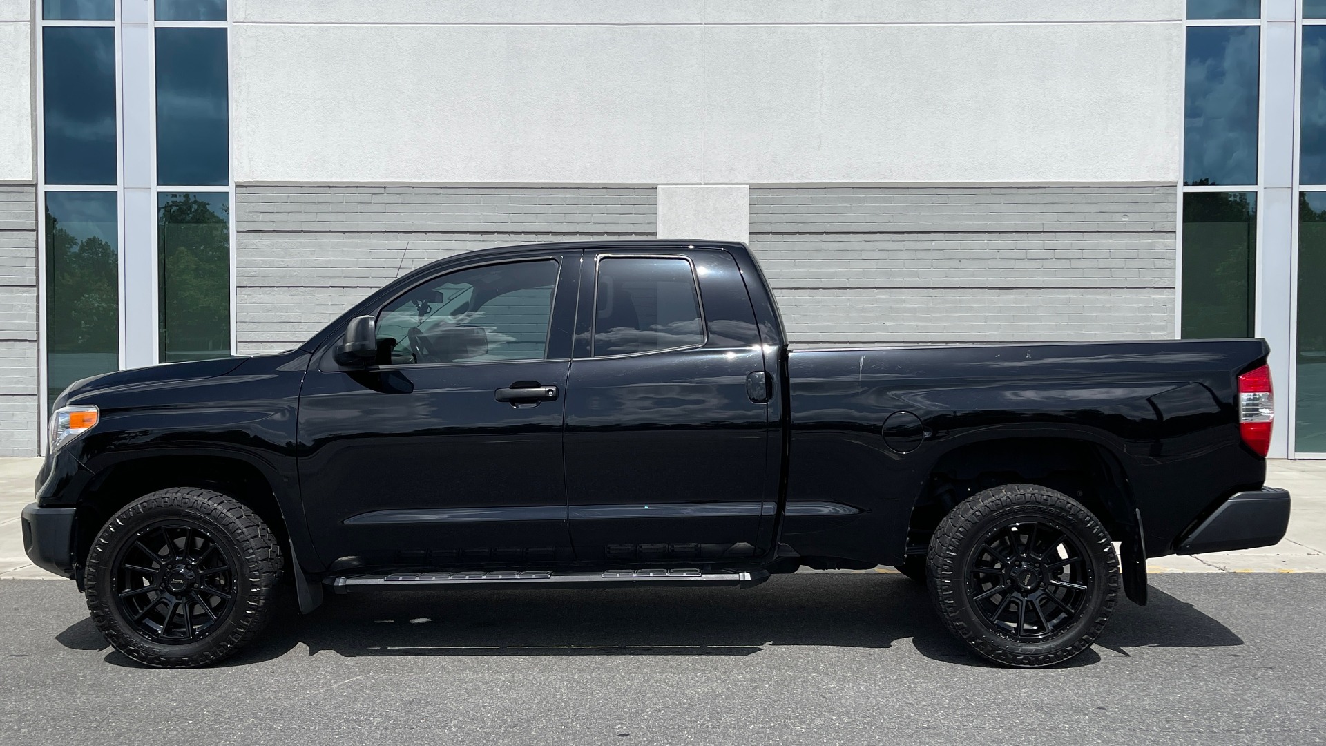 Used 2017 Toyota Tundra 4WD SR for sale Sold at Formula Imports in Charlotte NC 28227 3