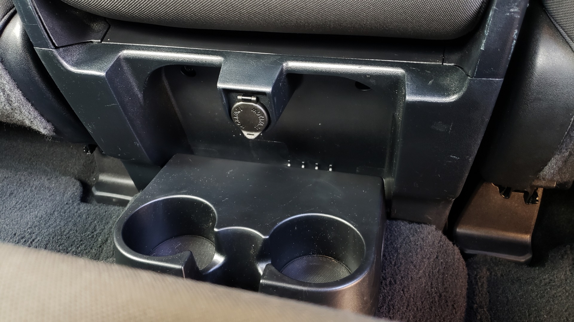 Used 2017 Toyota TUNDRA SR DOUBLECAB / 4WD / 6.5 BED / V8 / AUTO / REARVIEW for sale $33,995 at Formula Imports in Charlotte NC 28227 70