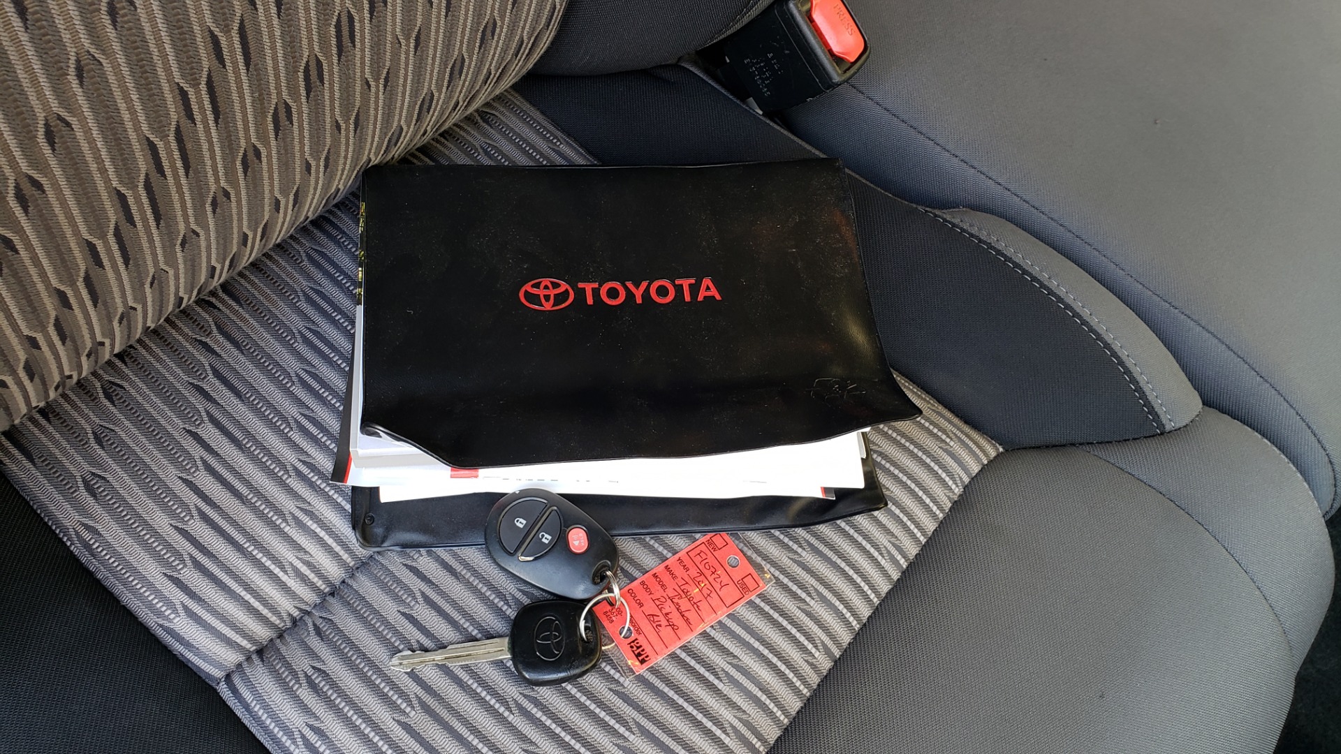 Used 2017 Toyota TUNDRA 4WD SR DOUBLECAB / 4WD / 6.5' BED / V8 / AUTO / REARVIEW for sale Sold at Formula Imports in Charlotte NC 28227 83