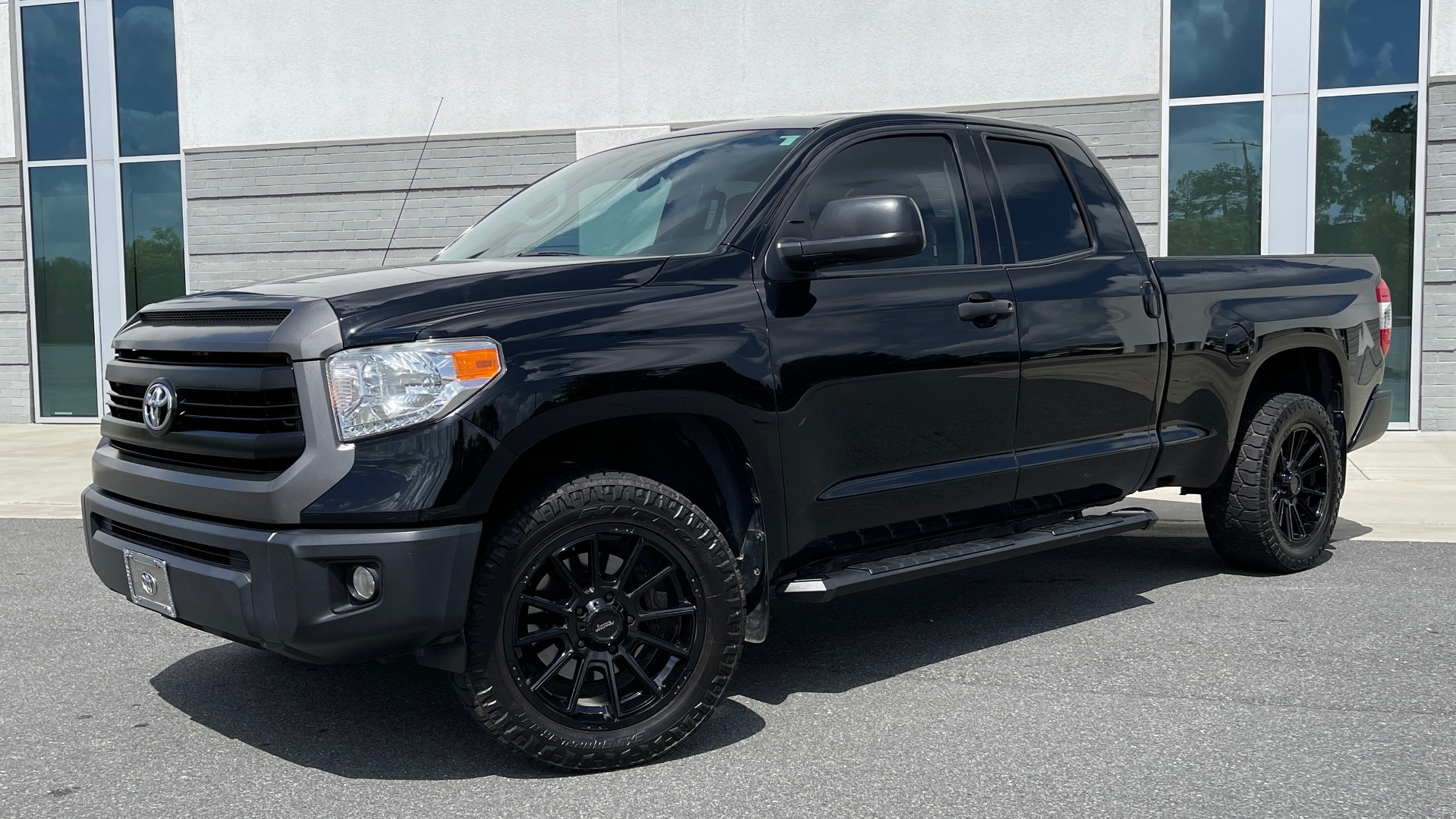Used 2017 Toyota Tundra 4WD SR for sale Sold at Formula Imports in Charlotte NC 28227 1