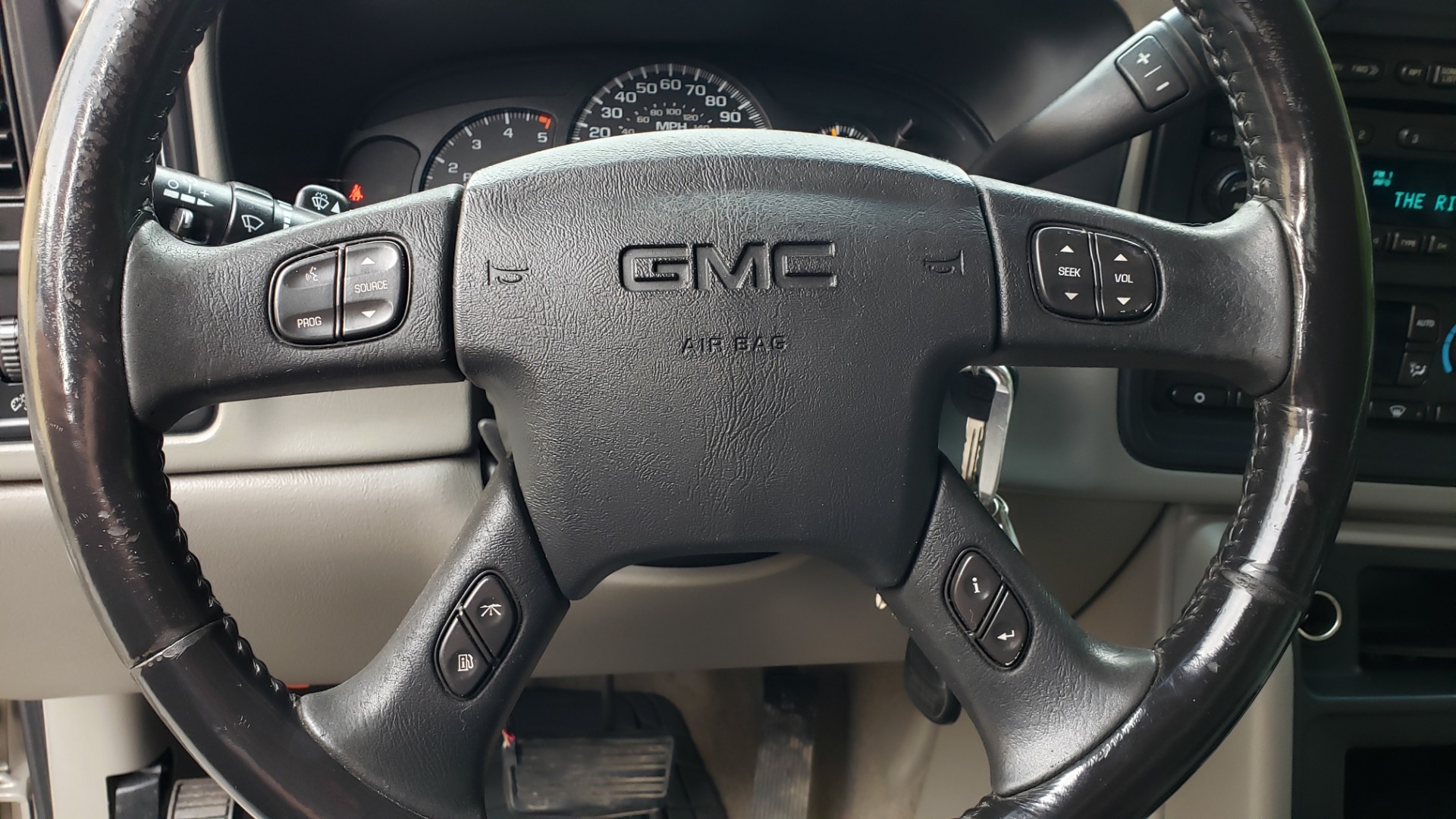 Used 2007 GMC SIERRA 2500HD CLASSIC SLT 4WD / 167WB / 6.6L DURAMAX / DOOMSDAY PREPPER for sale Sold at Formula Imports in Charlotte NC 28227 17