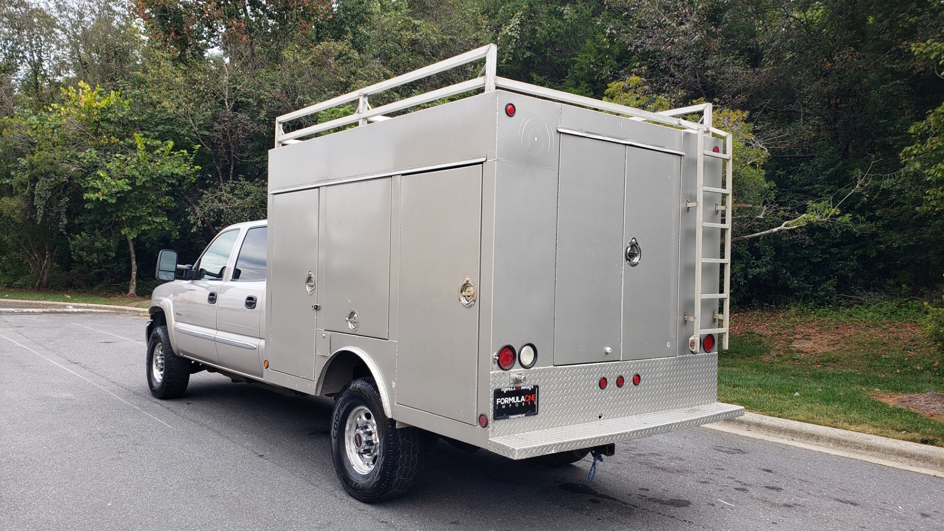 Used 2007 GMC SIERRA 2500HD CLASSIC SLT 4WD / 167WB / 6.6L DURAMAX / DOOMSDAY PREPPER for sale Sold at Formula Imports in Charlotte NC 28227 3