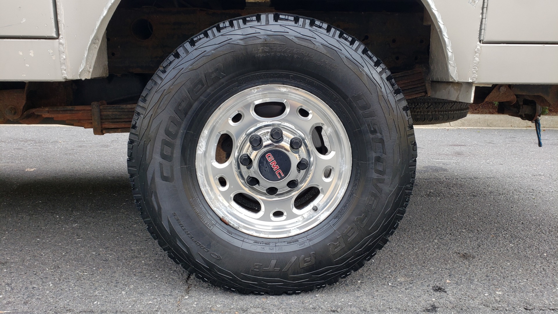 Used 2007 GMC SIERRA 2500HD CLASSIC SLT 4WD / 167WB / 6.6L DURAMAX / DOOMSDAY PREPPER for sale Sold at Formula Imports in Charlotte NC 28227 73