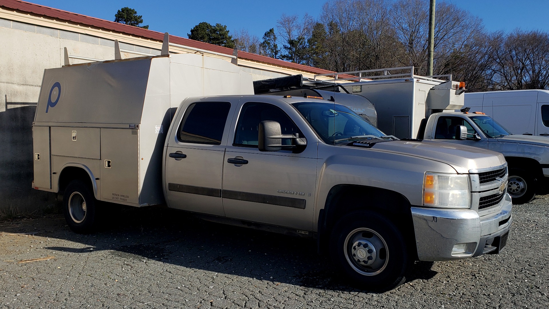 Used 2007 Chevrolet SILVERADO 3500HD DRW LT / 4WD / REG CAB / 6.6L DURAMAX / DOOMSDAY PREPPER for sale Sold at Formula Imports in Charlotte NC 28227 2