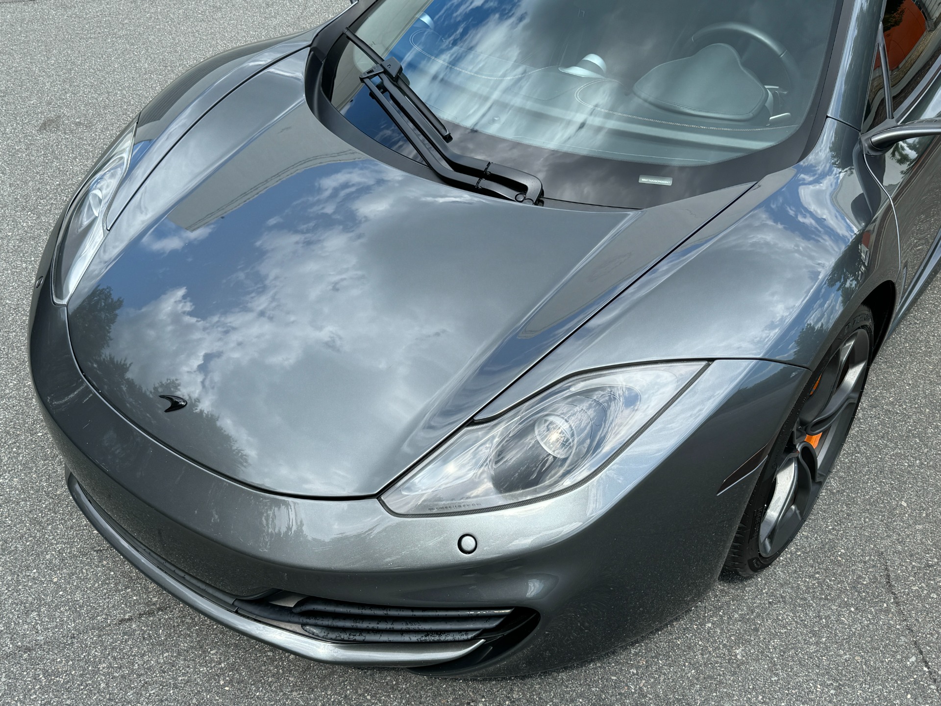 Used 2012 McLaren MP4-12C COUPE / 3.8 L V8 592HP / AUTO / NAV / CCB / LOW MILES for sale Sold at Formula Imports in Charlotte NC 28227 17