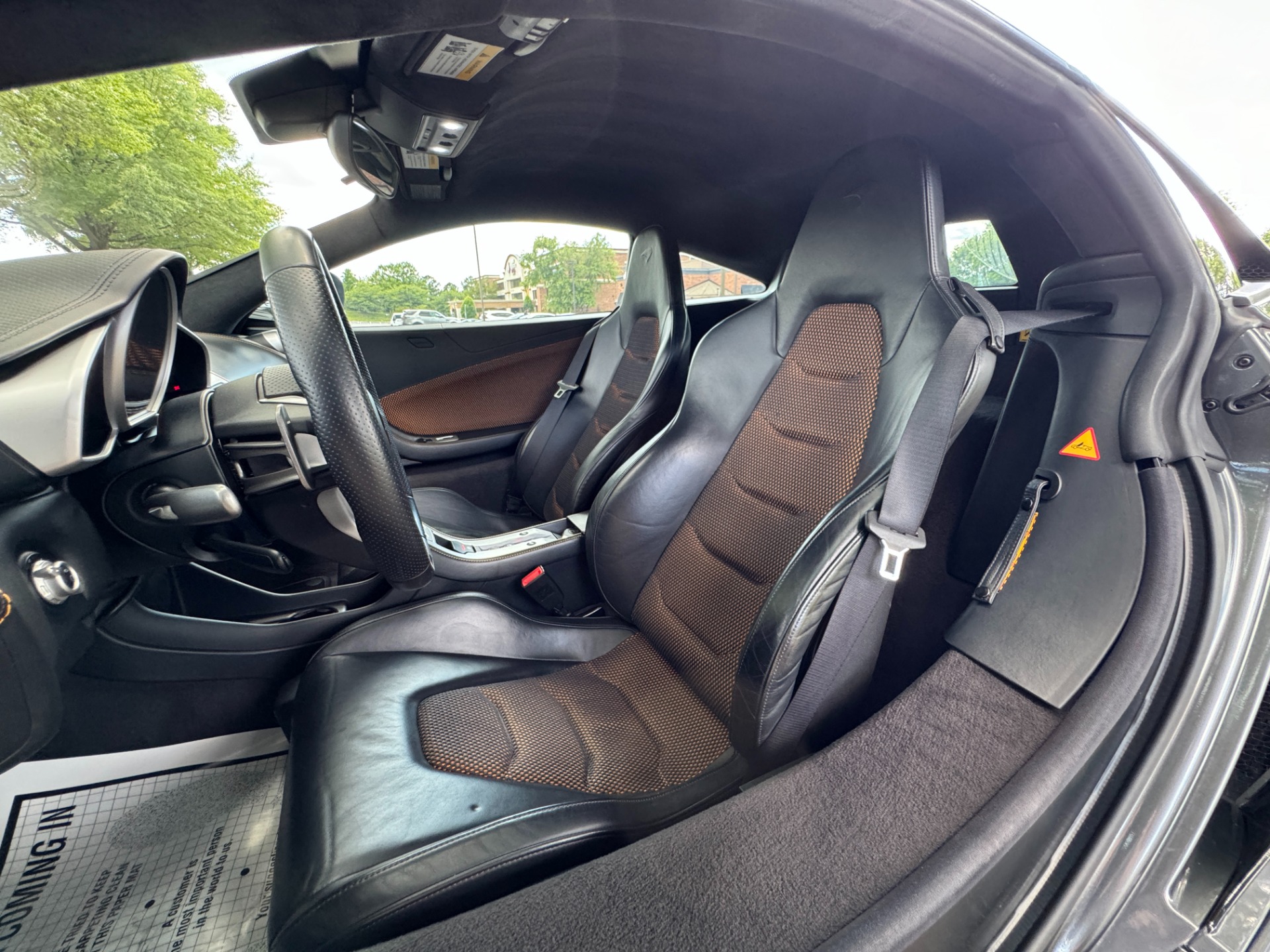 Used 2012 McLaren MP4-12C COUPE / 3.8 L V8 592HP / AUTO / NAV / CCB / LOW MILES for sale Sold at Formula Imports in Charlotte NC 28227 27