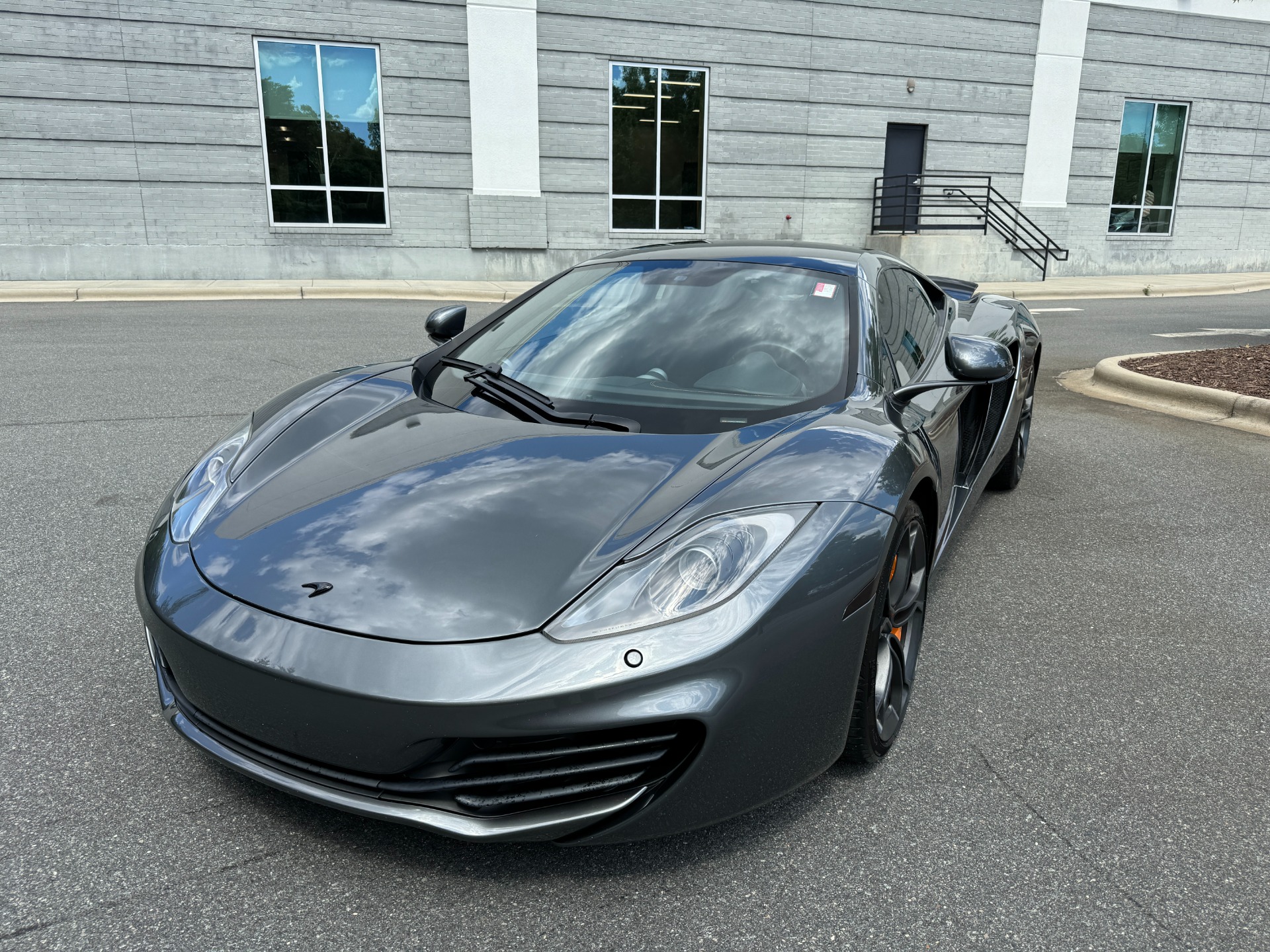 Used 2012 McLaren MP4-12C COUPE / 3.8 L V8 592HP / AUTO / NAV / CCB / LOW MILES for sale Sold at Formula Imports in Charlotte NC 28227 3