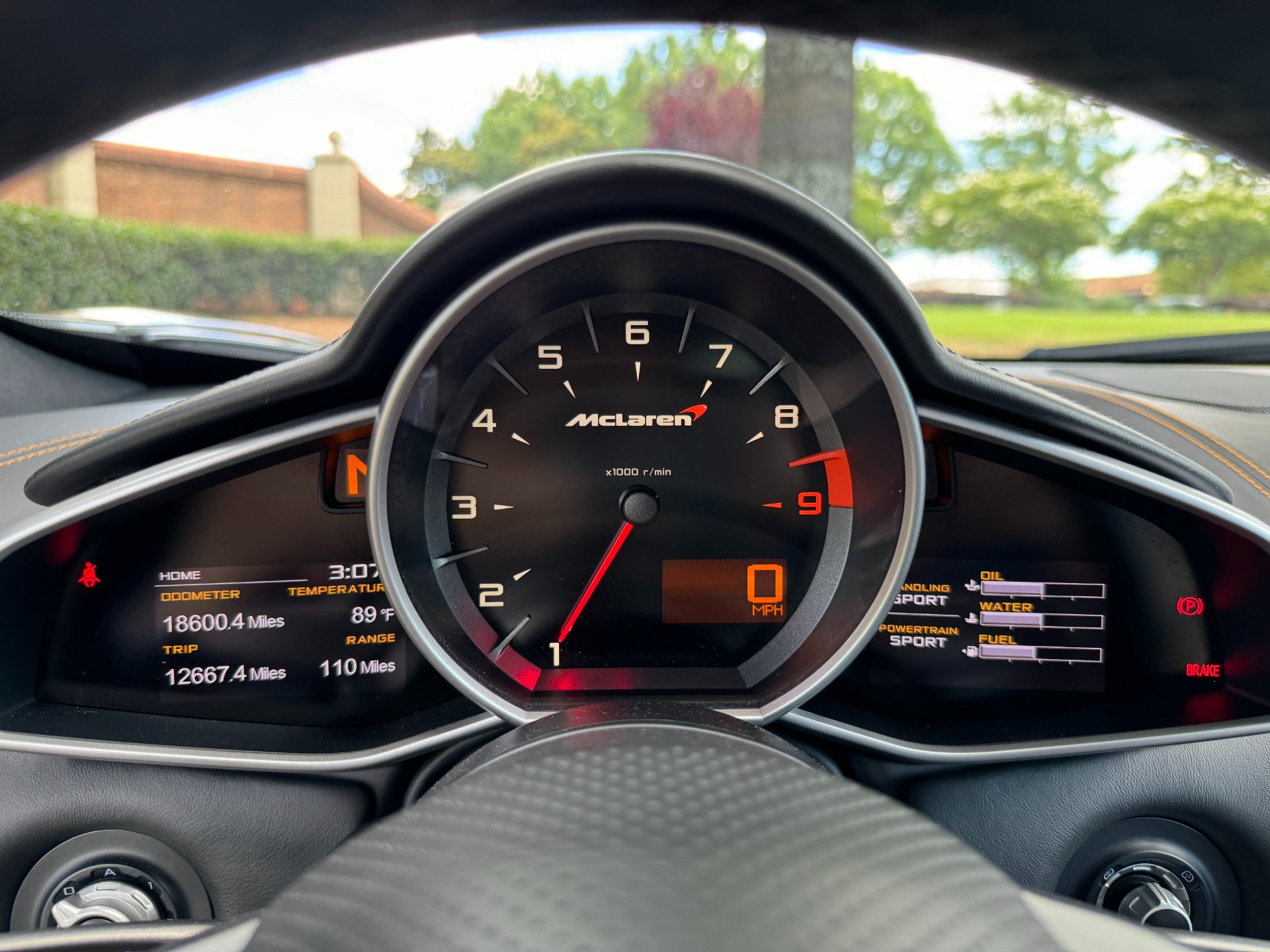 Used 2012 McLaren MP4-12C COUPE / 3.8 L V8 592HP / AUTO / NAV / CCB / LOW MILES for sale Sold at Formula Imports in Charlotte NC 28227 32