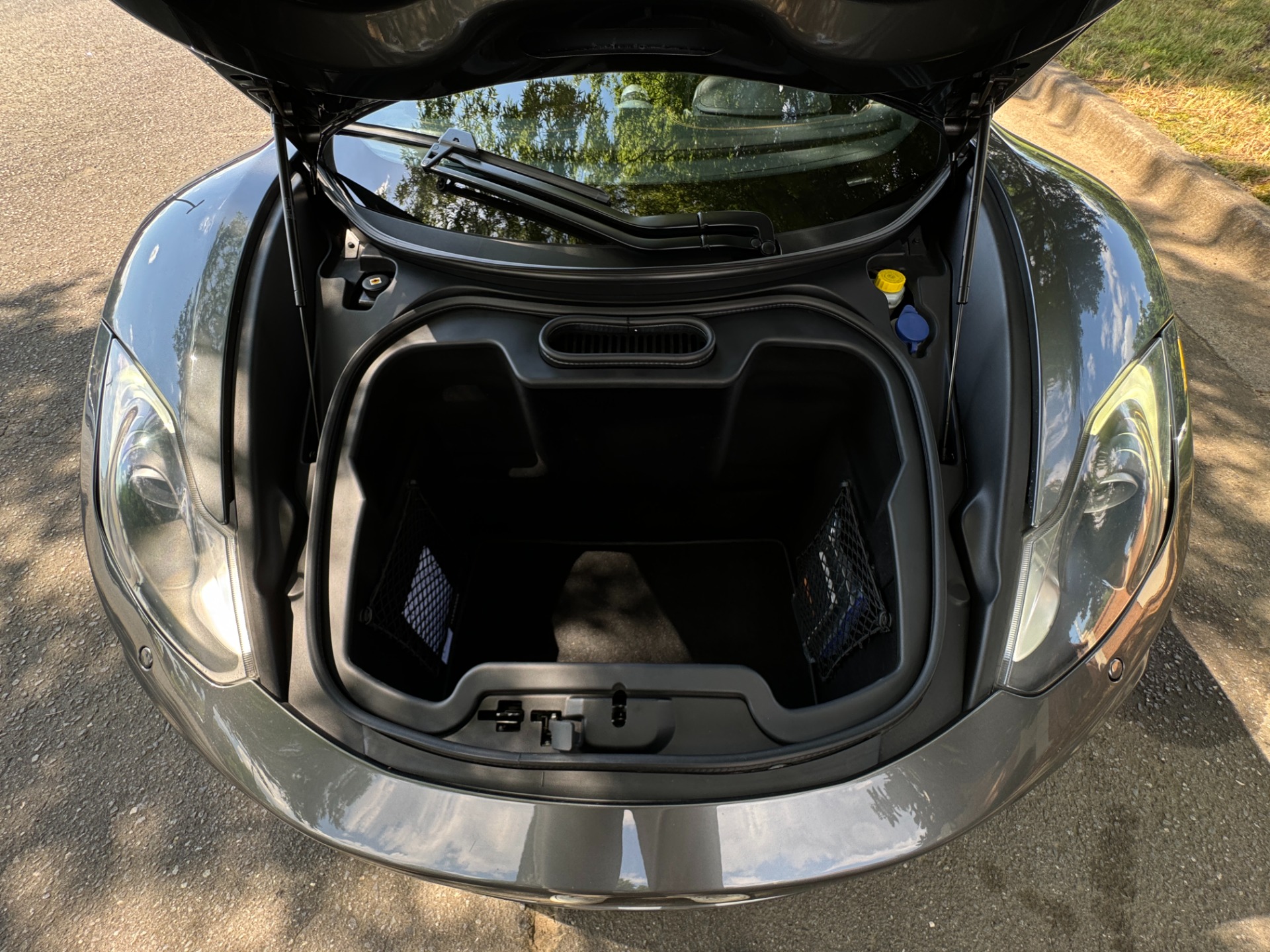 Used 2012 McLaren MP4-12C COUPE / 3.8 L V8 592HP / AUTO / NAV / CCB / LOW MILES for sale Sold at Formula Imports in Charlotte NC 28227 45