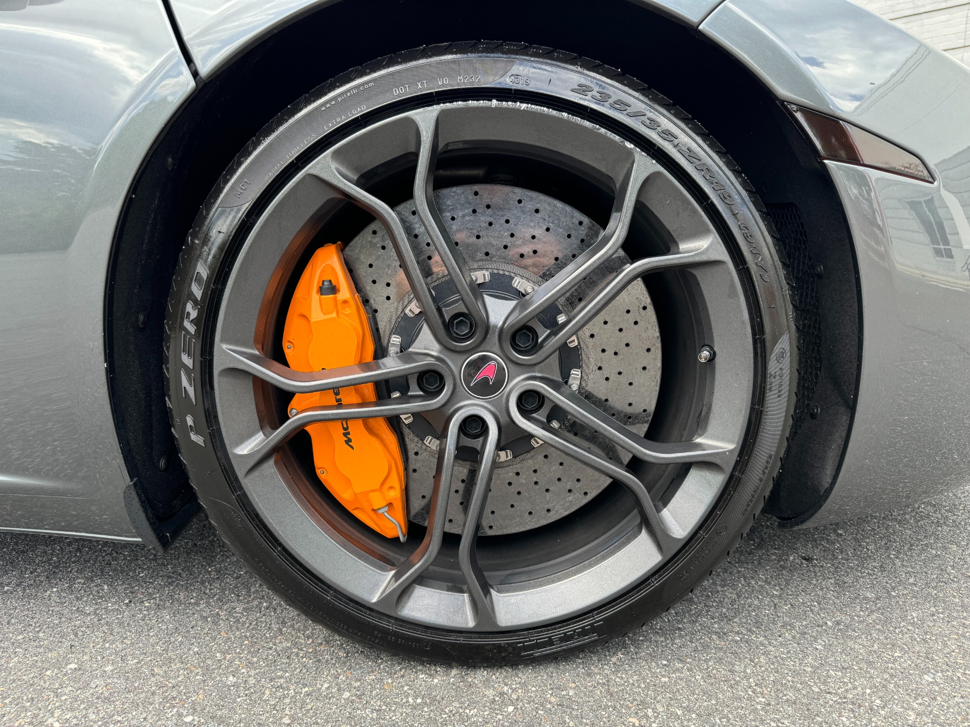Used 2012 McLaren MP4-12C COUPE / 3.8 L V8 592HP / AUTO / NAV / CCB / LOW MILES for sale Sold at Formula Imports in Charlotte NC 28227 51