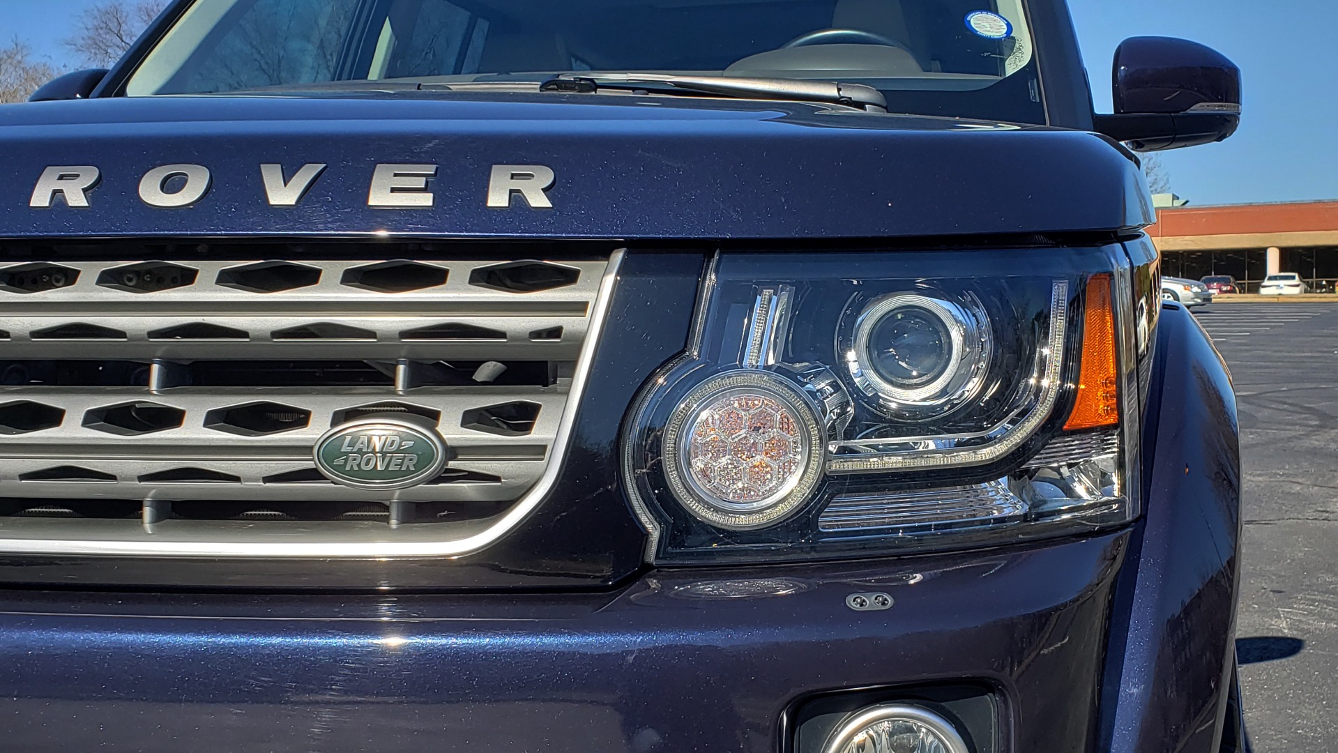 Used 2016 Land Rover LR4 HSE / NAV / VSN ASST / CLIMATE / MERIDIAN / REARVIEW for sale Sold at Formula Imports in Charlotte NC 28227 17