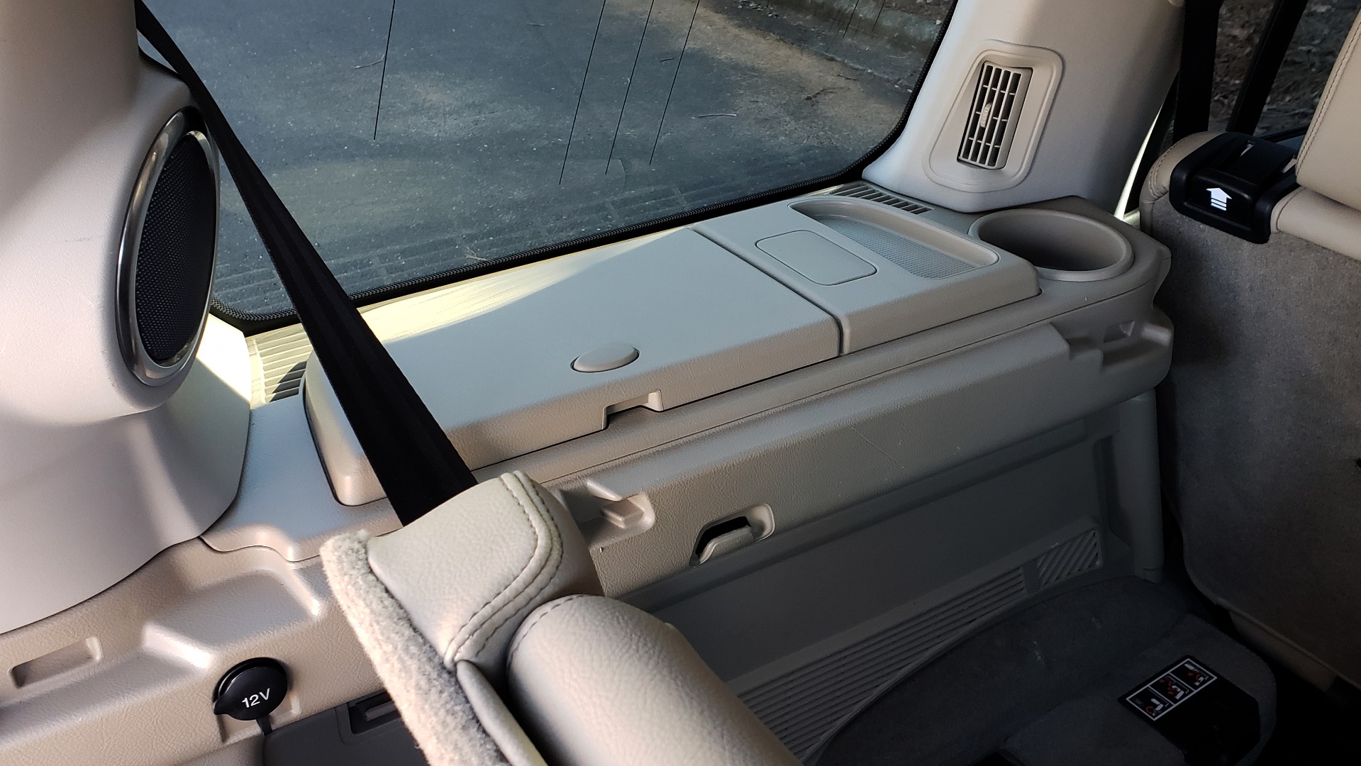 Used 2016 Land Rover LR4 HSE / NAV / VSN ASST / CLIMATE / MERIDIAN / REARVIEW for sale Sold at Formula Imports in Charlotte NC 28227 30