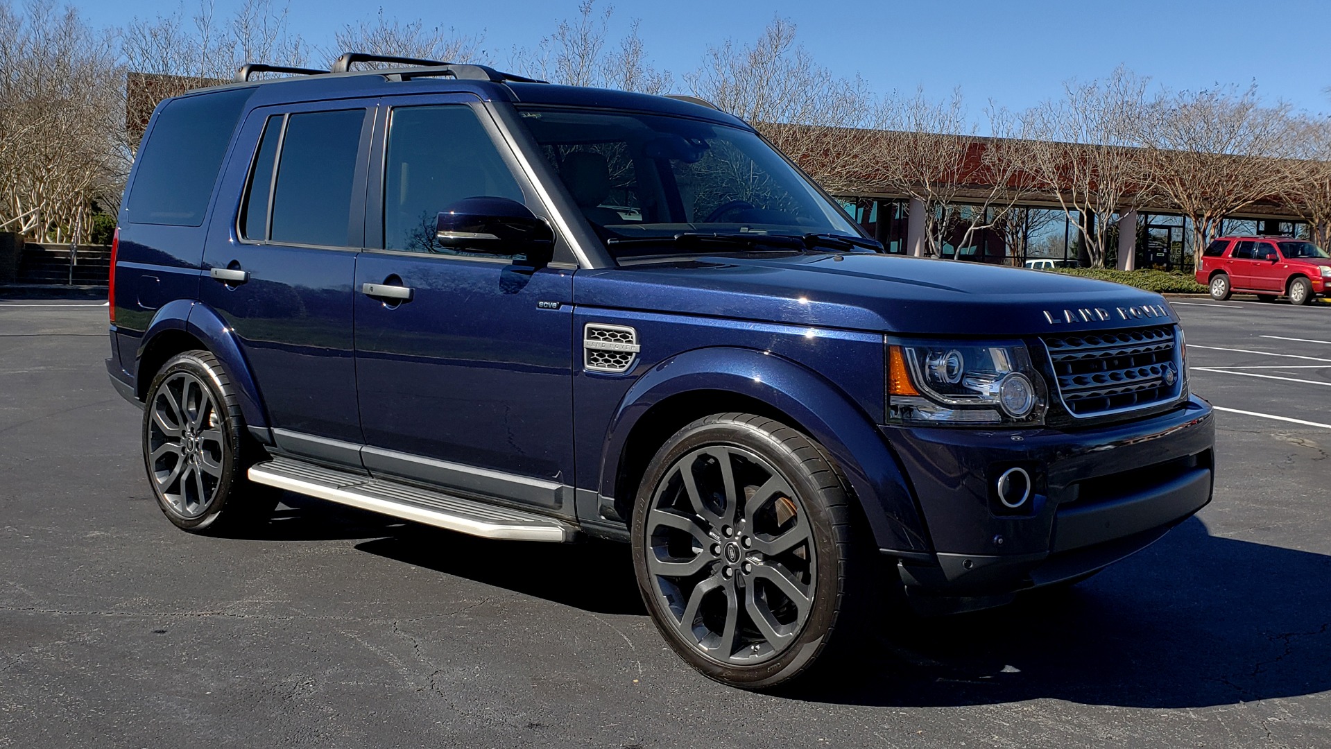 Used 2016 Land Rover LR4 HSE / NAV / VSN ASST / CLIMATE / MERIDIAN / REARVIEW for sale Sold at Formula Imports in Charlotte NC 28227 4