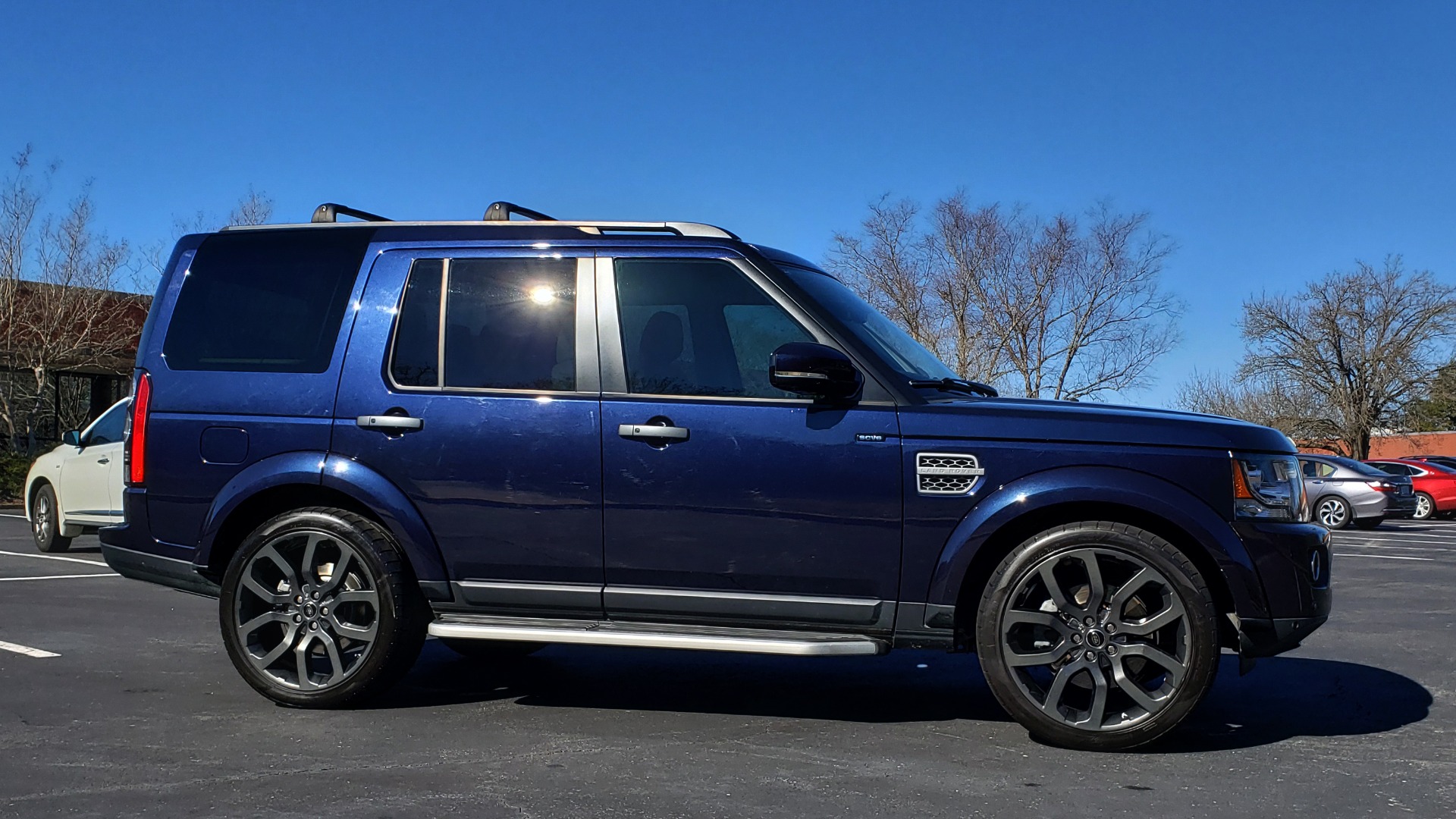 Used 2016 Land Rover LR4 HSE / NAV / VSN ASST / CLIMATE / MERIDIAN / REARVIEW for sale Sold at Formula Imports in Charlotte NC 28227 5