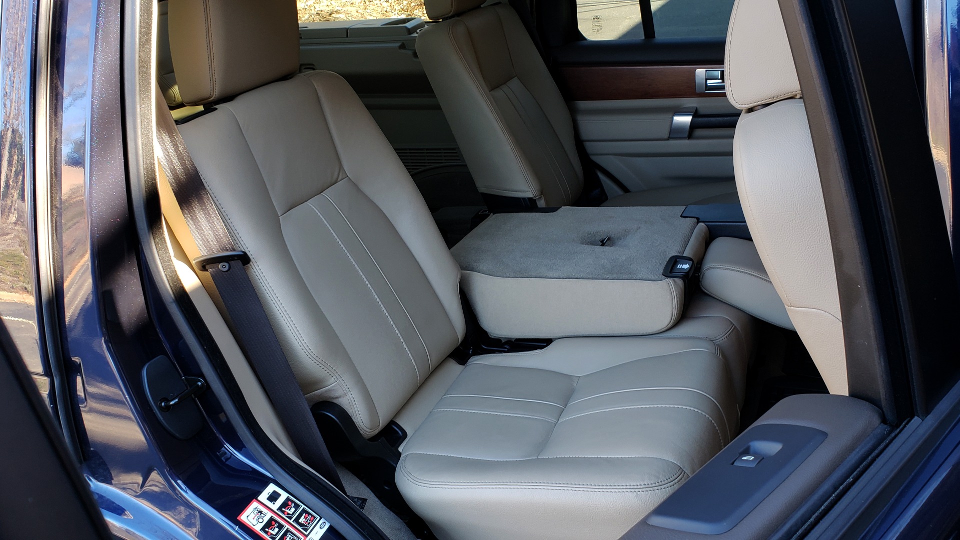 Used 2016 Land Rover LR4 HSE / NAV / VSN ASST / CLIMATE / MERIDIAN / REARVIEW for sale Sold at Formula Imports in Charlotte NC 28227 72