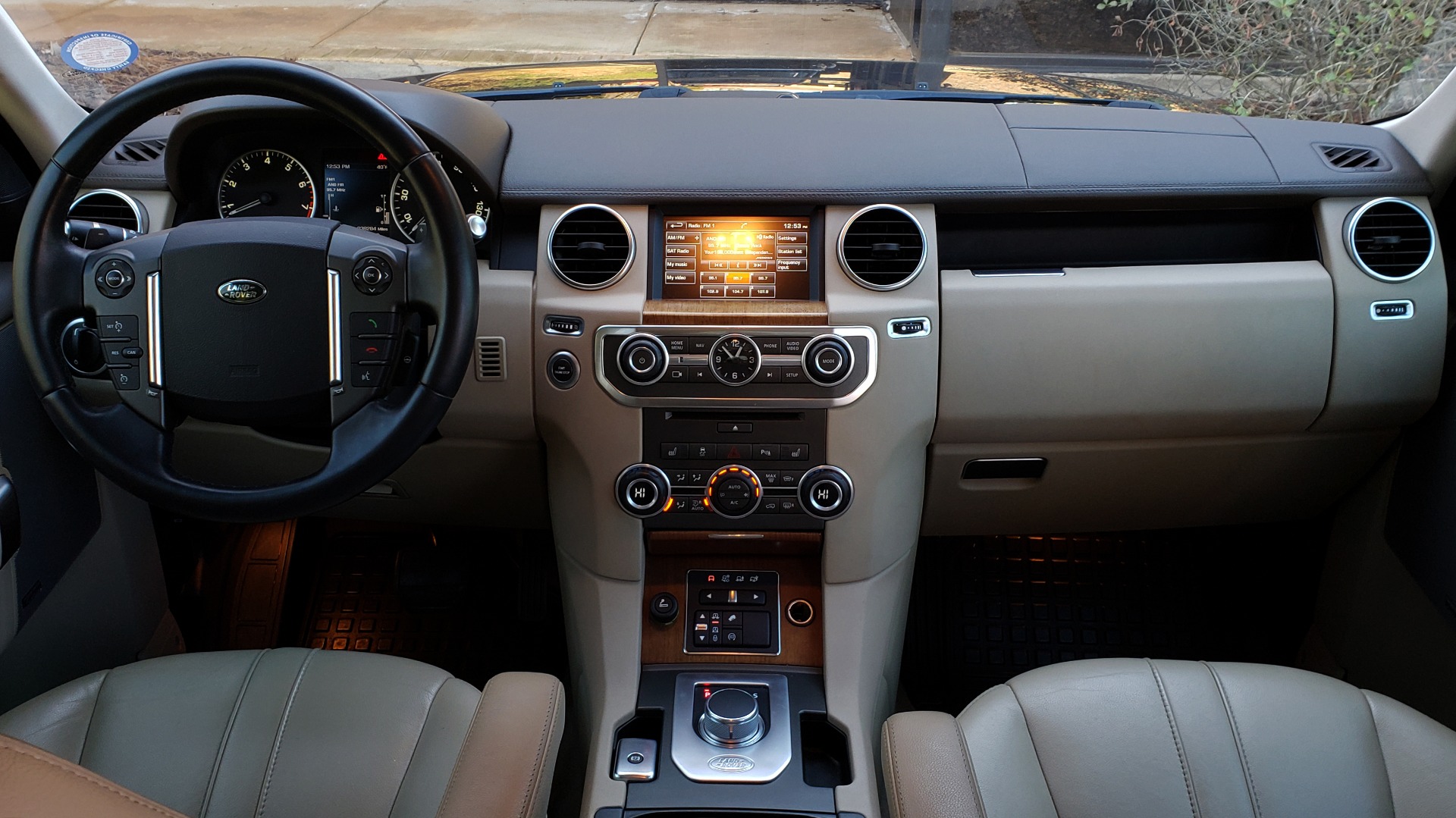 Used 2016 Land Rover LR4 HSE / NAV / VSN ASST / CLIMATE / MERIDIAN / REARVIEW for sale Sold at Formula Imports in Charlotte NC 28227 76