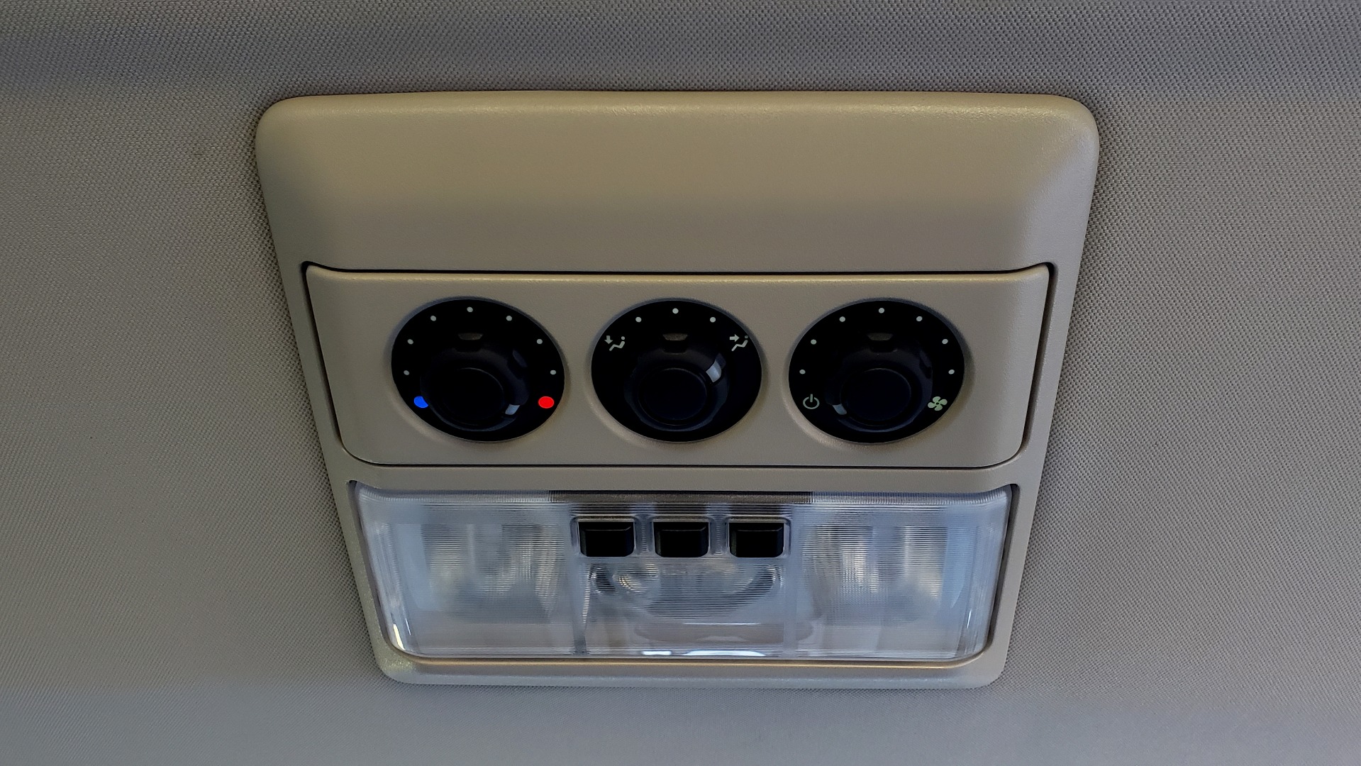 Used 2016 Land Rover LR4 HSE / NAV / VSN ASST / CLIMATE / MERIDIAN / REARVIEW for sale Sold at Formula Imports in Charlotte NC 28227 77