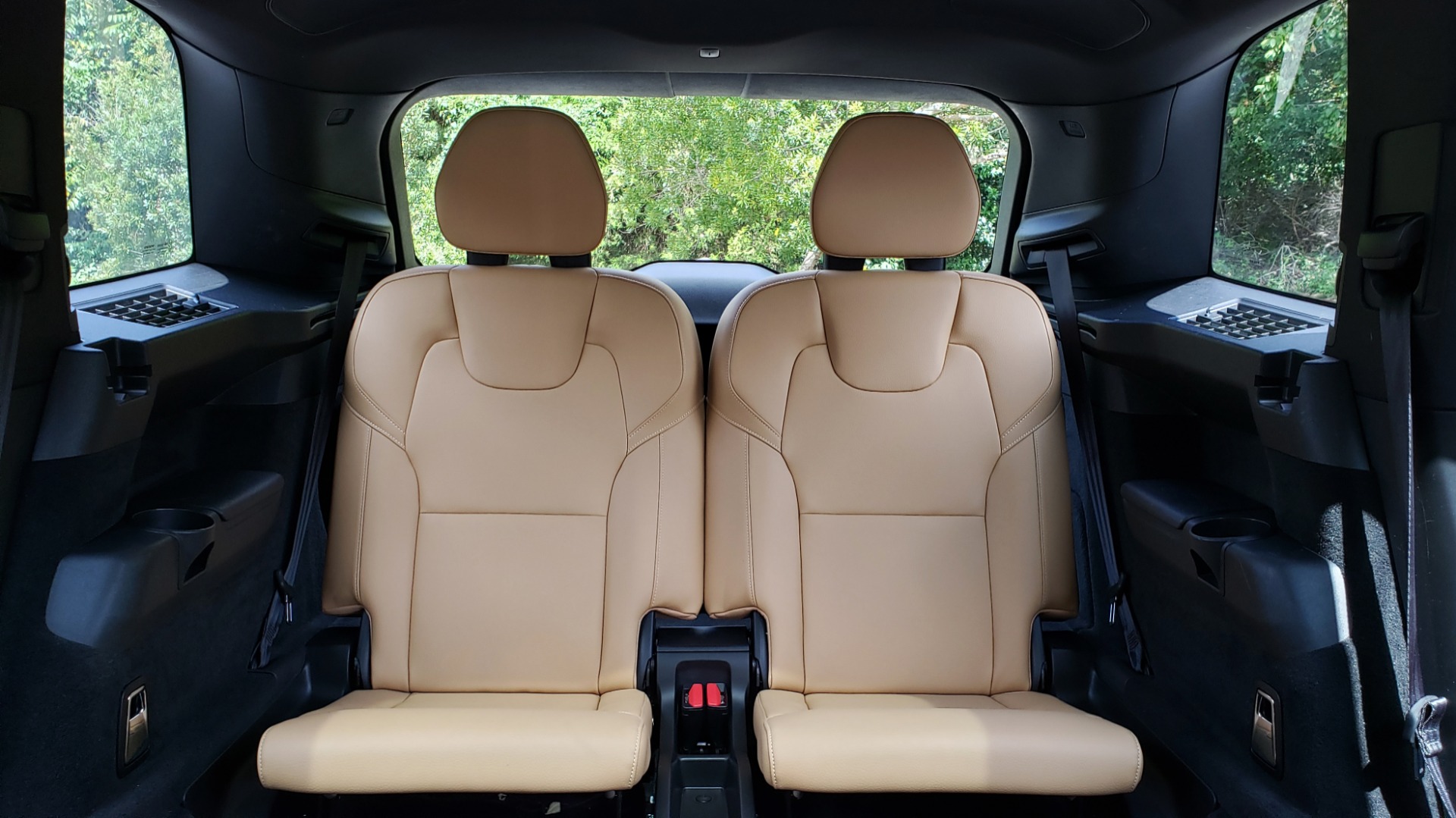 Used 2017 Volvo XC90 MOMENTUM PLUS T6 AWD / NAV / VISION / PROTECTION PKG for sale Sold at Formula Imports in Charlotte NC 28227 22