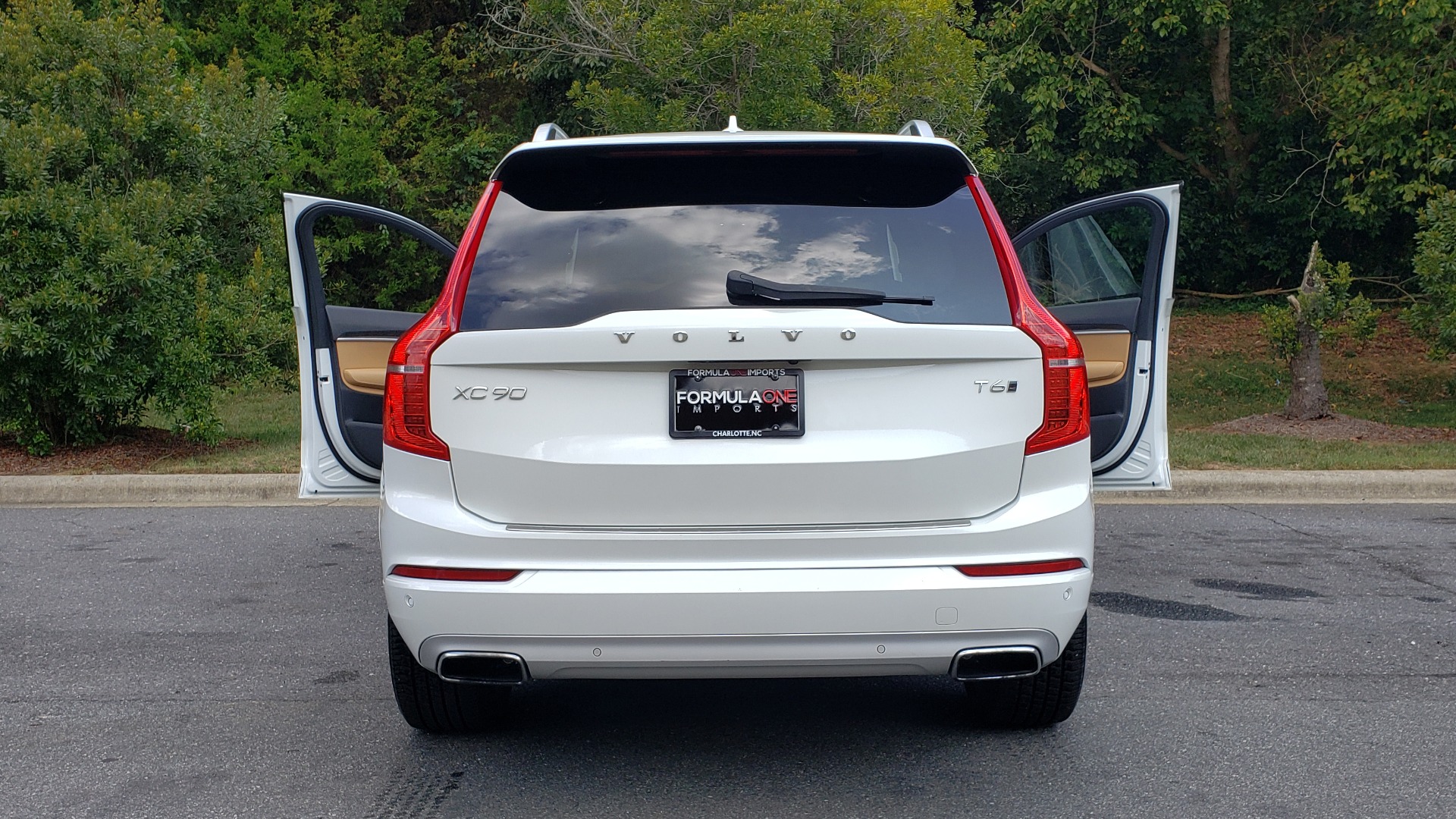 Used 2017 Volvo XC90 MOMENTUM PLUS T6 AWD / NAV / VISION / PROTECTION PKG for sale Sold at Formula Imports in Charlotte NC 28227 30