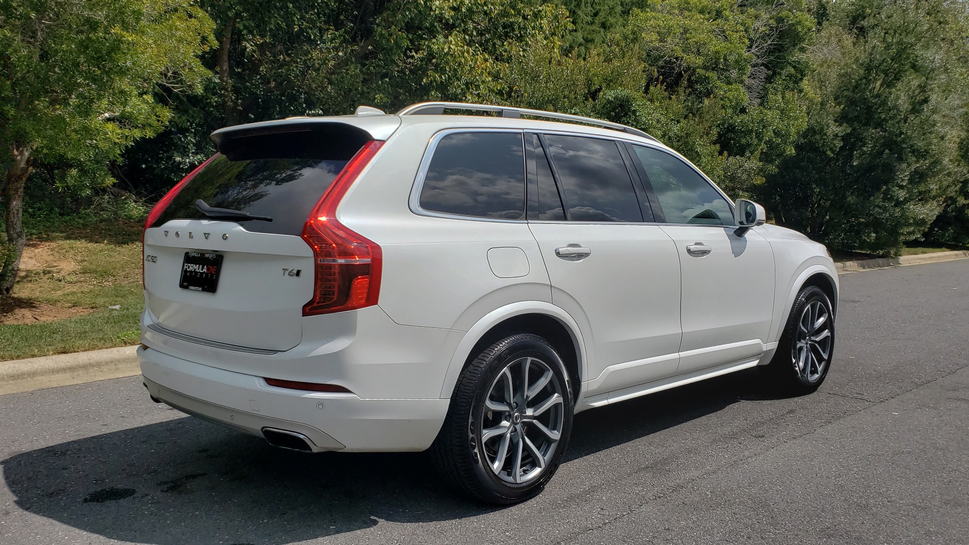 Used 2017 Volvo XC90 MOMENTUM PLUS T6 AWD / NAV / VISION / PROTECTION PKG for sale Sold at Formula Imports in Charlotte NC 28227 5