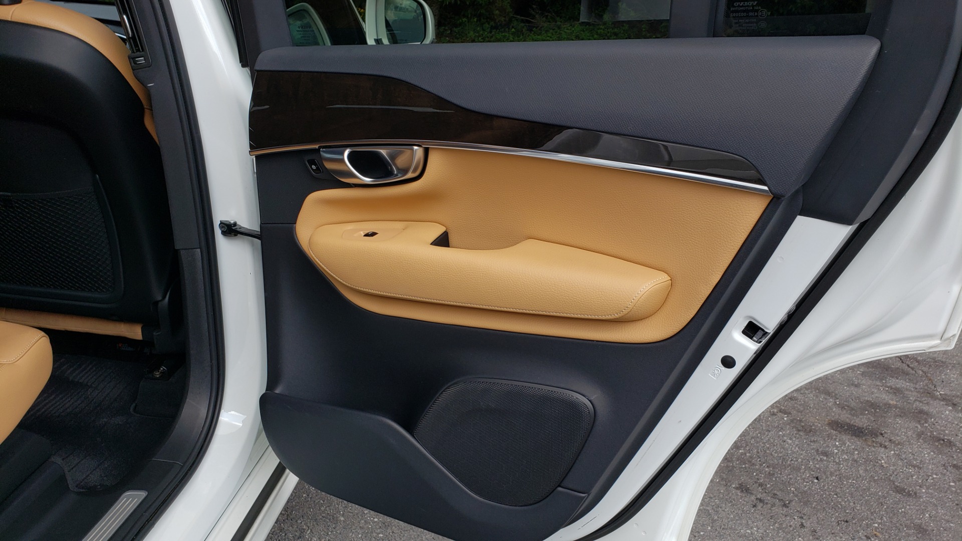 Used 2017 Volvo XC90 MOMENTUM PLUS T6 AWD / NAV / VISION / PROTECTION PKG for sale Sold at Formula Imports in Charlotte NC 28227 72
