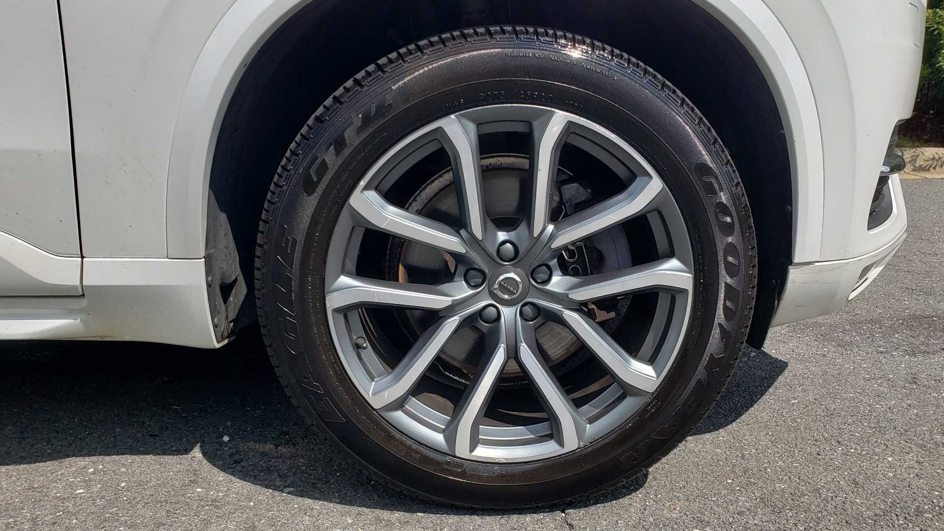 Used 2017 Volvo XC90 MOMENTUM PLUS T6 AWD / NAV / VISION / PROTECTION PKG for sale Sold at Formula Imports in Charlotte NC 28227 86