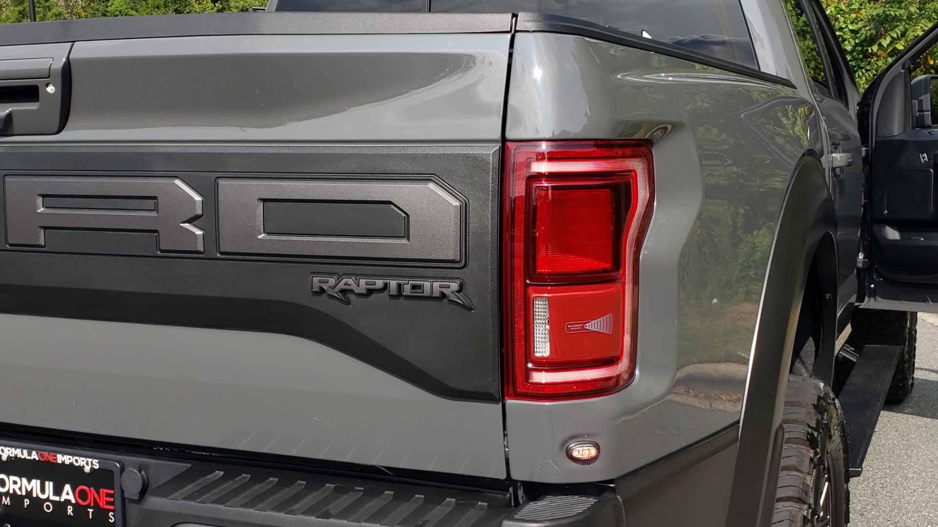 Used 2020 Ford F-150 RAPTOR CREWCAB 4WD / LIFTED / CUSTOM WHEELS / LOADED for sale Sold at Formula Imports in Charlotte NC 28227 31