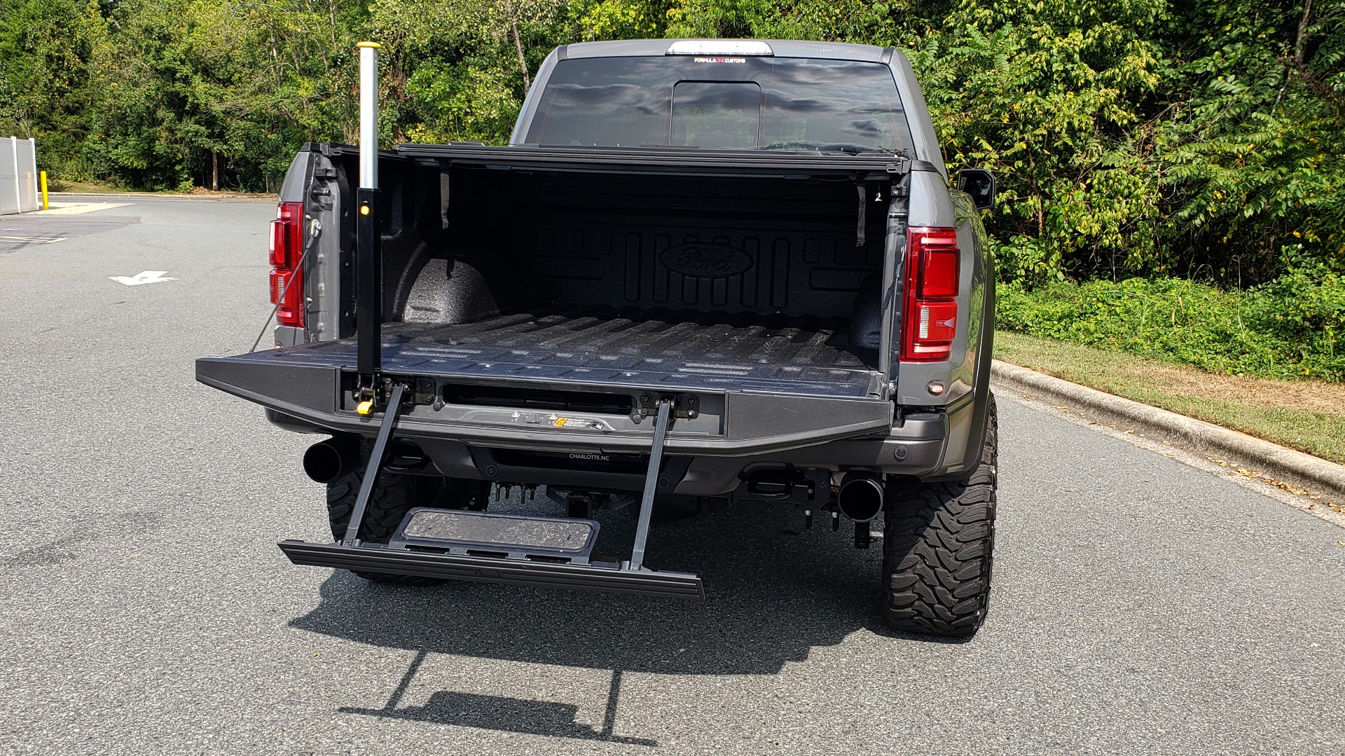 Used 2020 Ford F-150 RAPTOR CREWCAB 4WD / LIFTED / CUSTOM WHEELS / LOADED for sale Sold at Formula Imports in Charlotte NC 28227 36