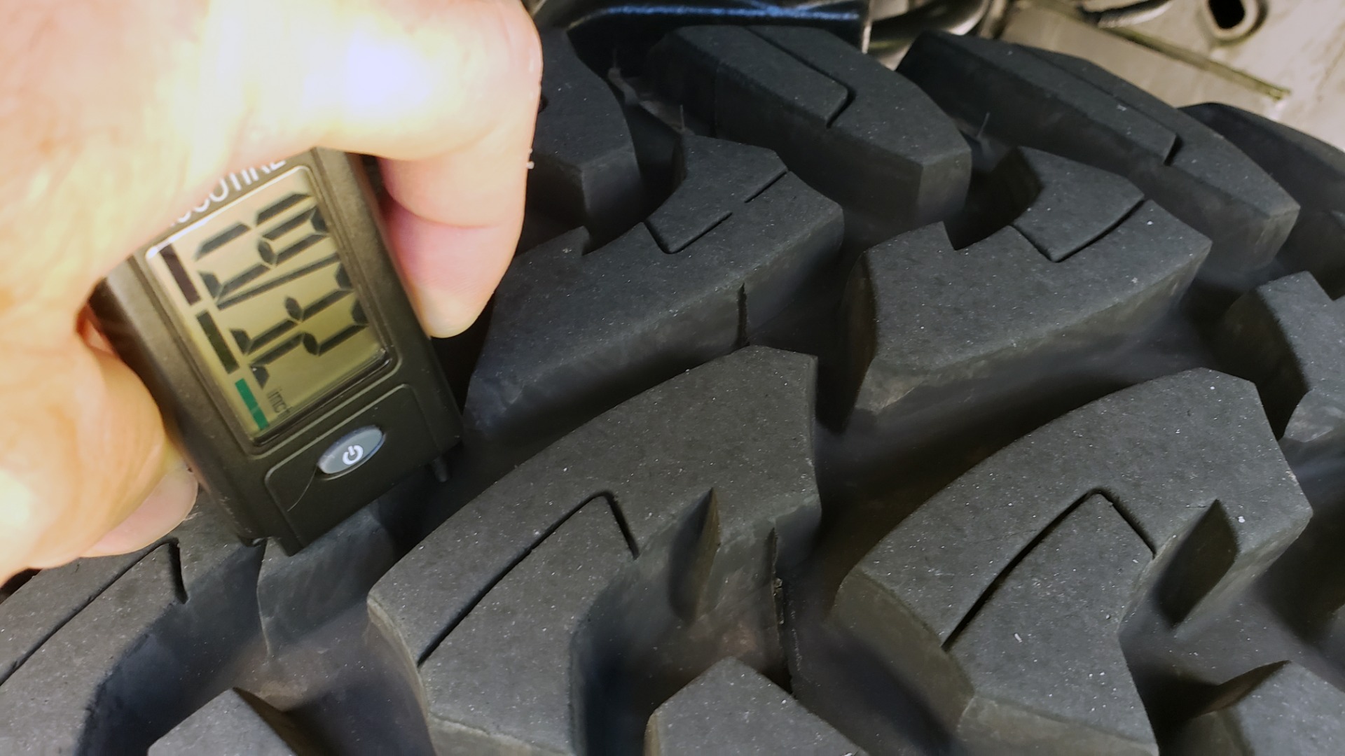 Used 2020 Ford F-150 RAPTOR CREWCAB 4WD / LIFTED / CUSTOM WHEELS / LOADED for sale Sold at Formula Imports in Charlotte NC 28227 99