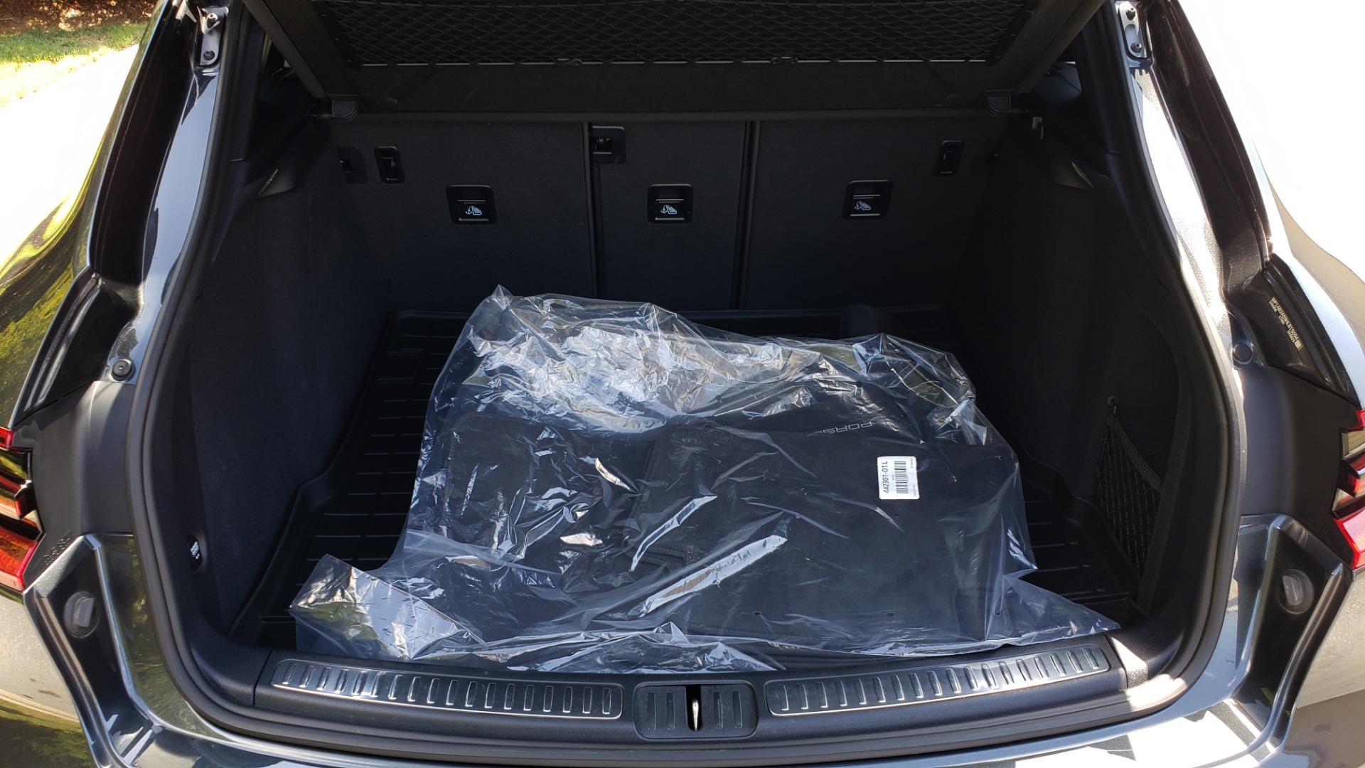 Used 2017 Porsche MACAN S PREMIUM PKG / NAV / BOSE / SUNROOF / REARVIEW for sale Sold at Formula Imports in Charlotte NC 28227 20