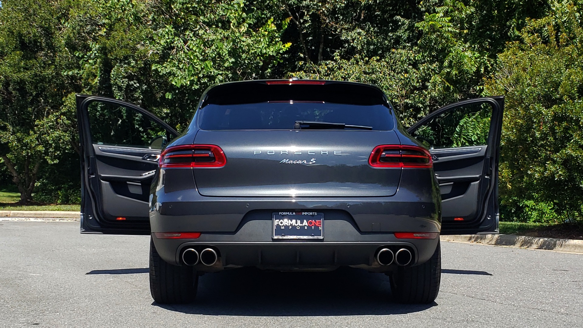 Used 2017 Porsche MACAN S PREMIUM PKG / NAV / BOSE / SUNROOF / REARVIEW for sale Sold at Formula Imports in Charlotte NC 28227 40