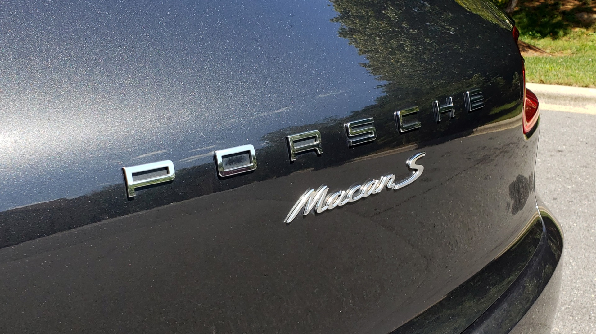 Used 2017 Porsche MACAN S PREMIUM PKG / NAV / BOSE / SUNROOF / REARVIEW for sale Sold at Formula Imports in Charlotte NC 28227 45